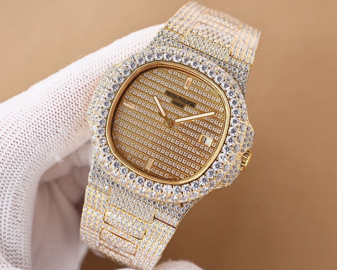 Patek Philippe Platinum Nautilus Watches