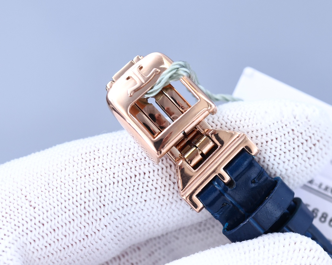 Jaeger-LeCoultre Flip Full Diamond Collection