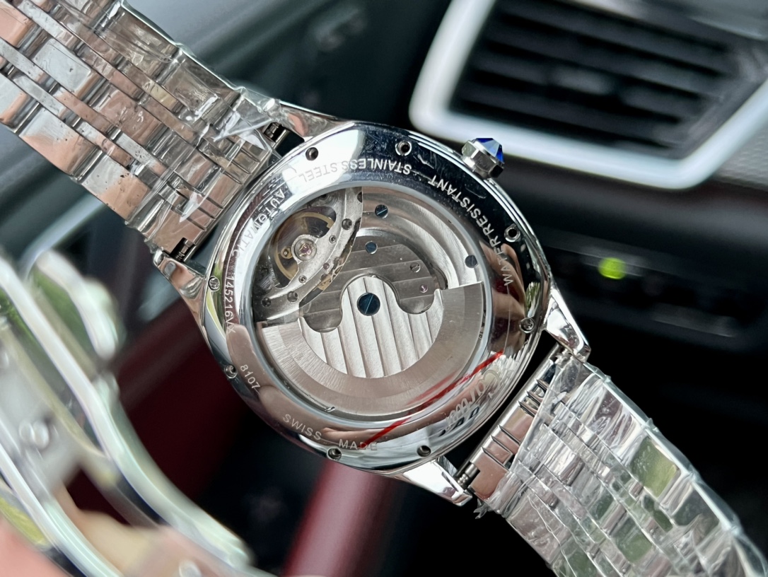 Cartier Fine Men's Watches