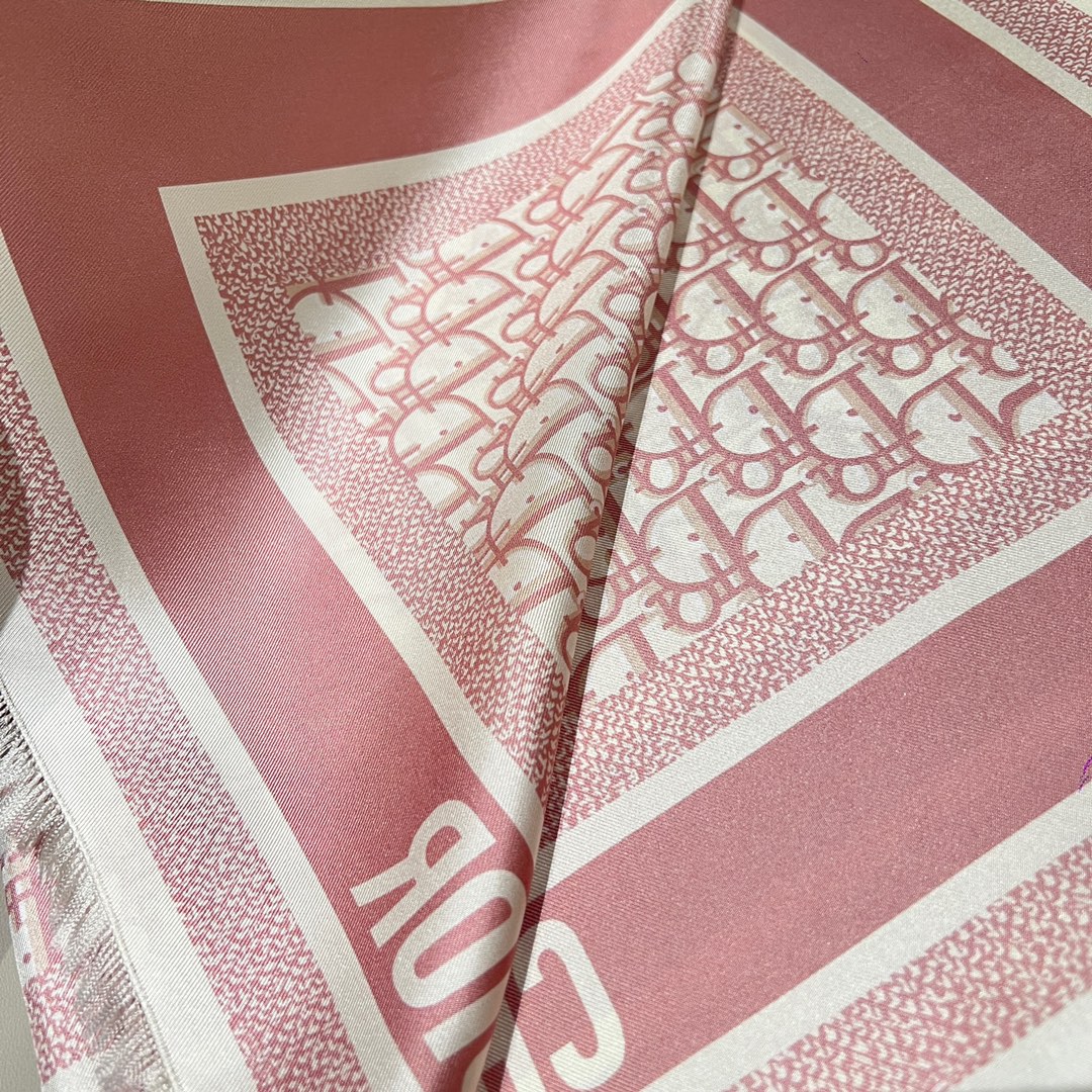 𝐃𝐢𝐨𝐫 ·《Bookmark Square Scarf》Pink 100% Mulberry Silk