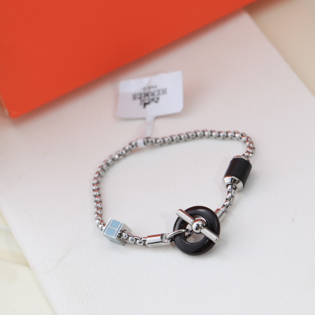 Hermes bracelet