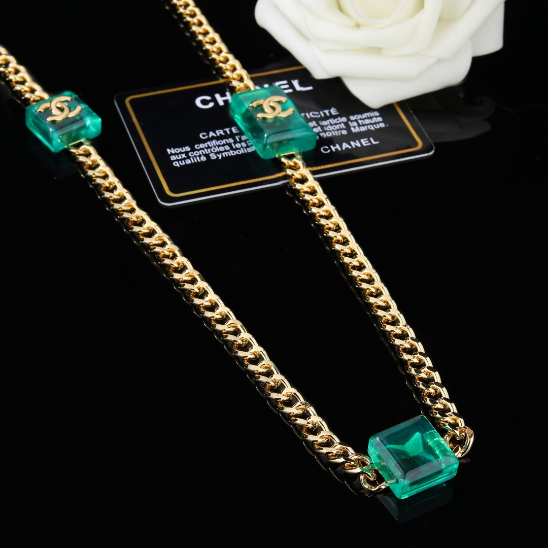 CHANEL🇫🇷Xiaoxiang new necklace sweater chain