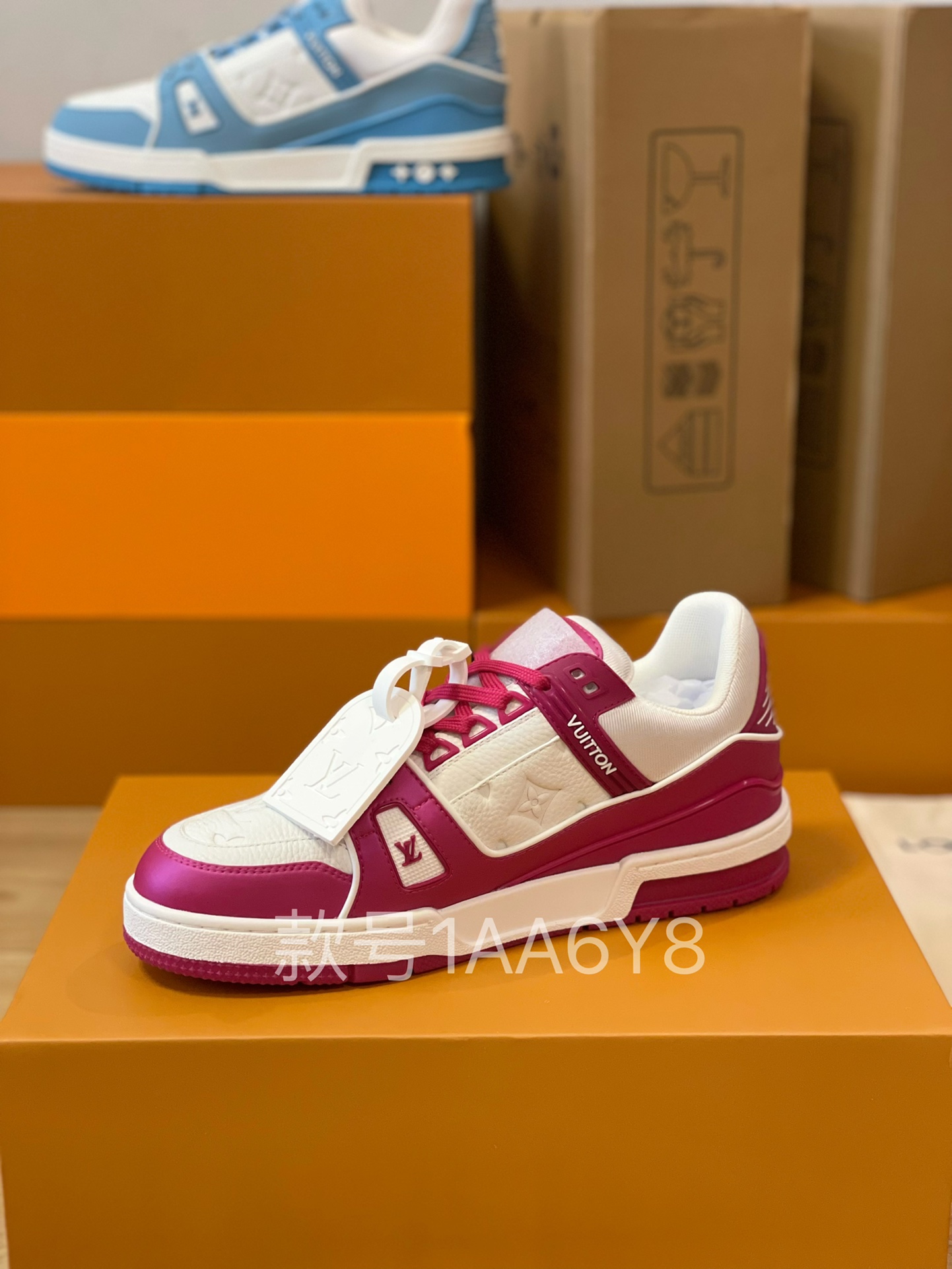 Louis Vuitton Trainer couple style 1AA6Y8