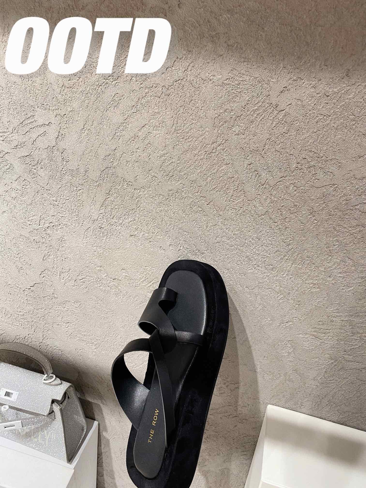 THE ROW | 𝟐𝟎𝟐𝟏/𝐒𝐒 𝐧𝐞𝐰 The row 2021 official website synchronization niche sexually cool wind thick bottom flip-flops