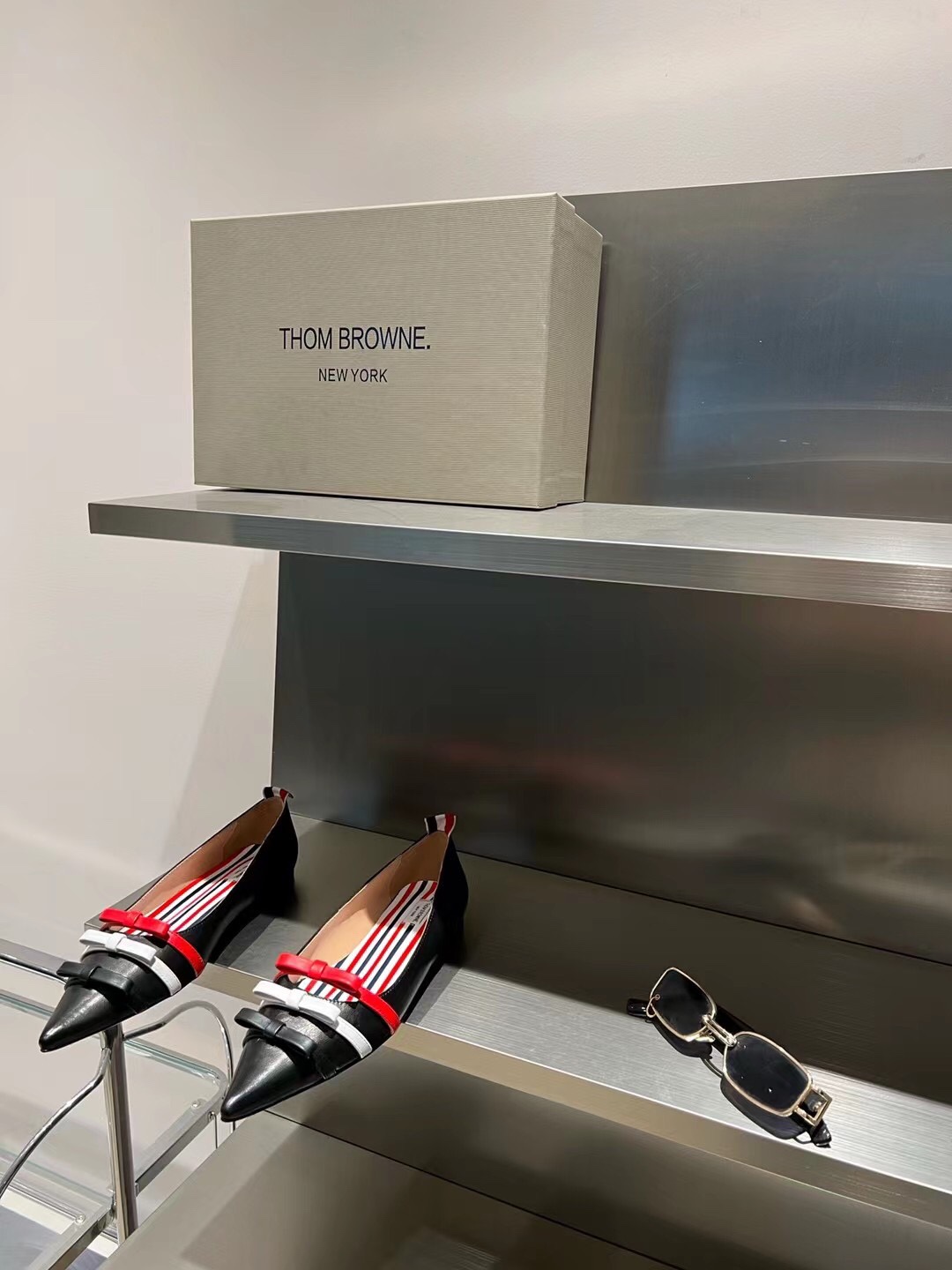 Thom Browne | 𝟐𝟎𝟐𝟏/𝐒𝐒 𝐧𝐞𝐰 Tom Brown 2022/AW Pointed Toe Chic Single Shoes