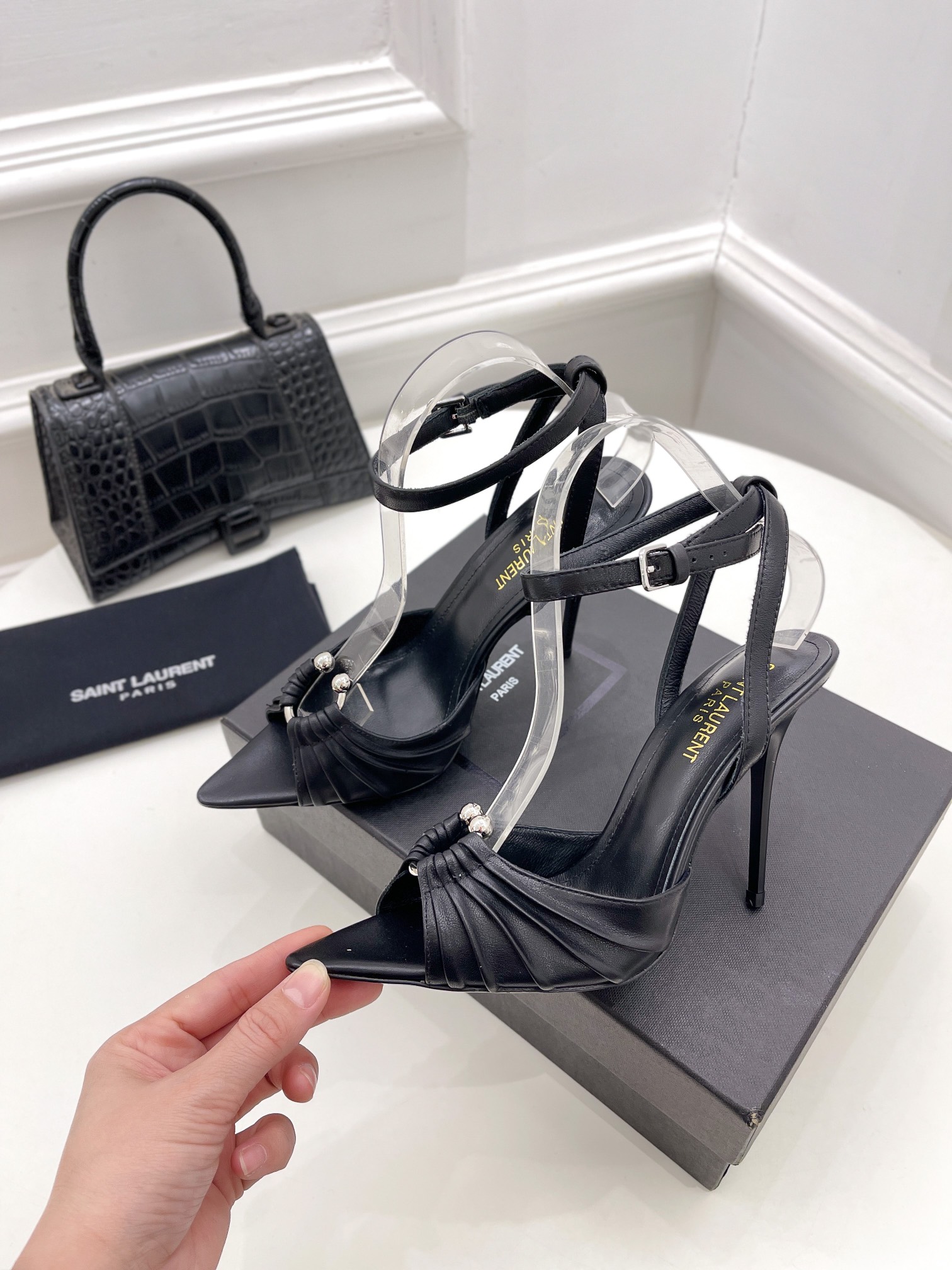𝙎𝙖𝙞𝙣𝙩 𝙇𝙖𝙪𝙧𝙚𝙣𝙩 | 𝟐𝟎𝟐𝟏/𝐒𝐒 𝐧𝐞𝐰 YSL｜Roland 2022/fw early spring new baked high heels