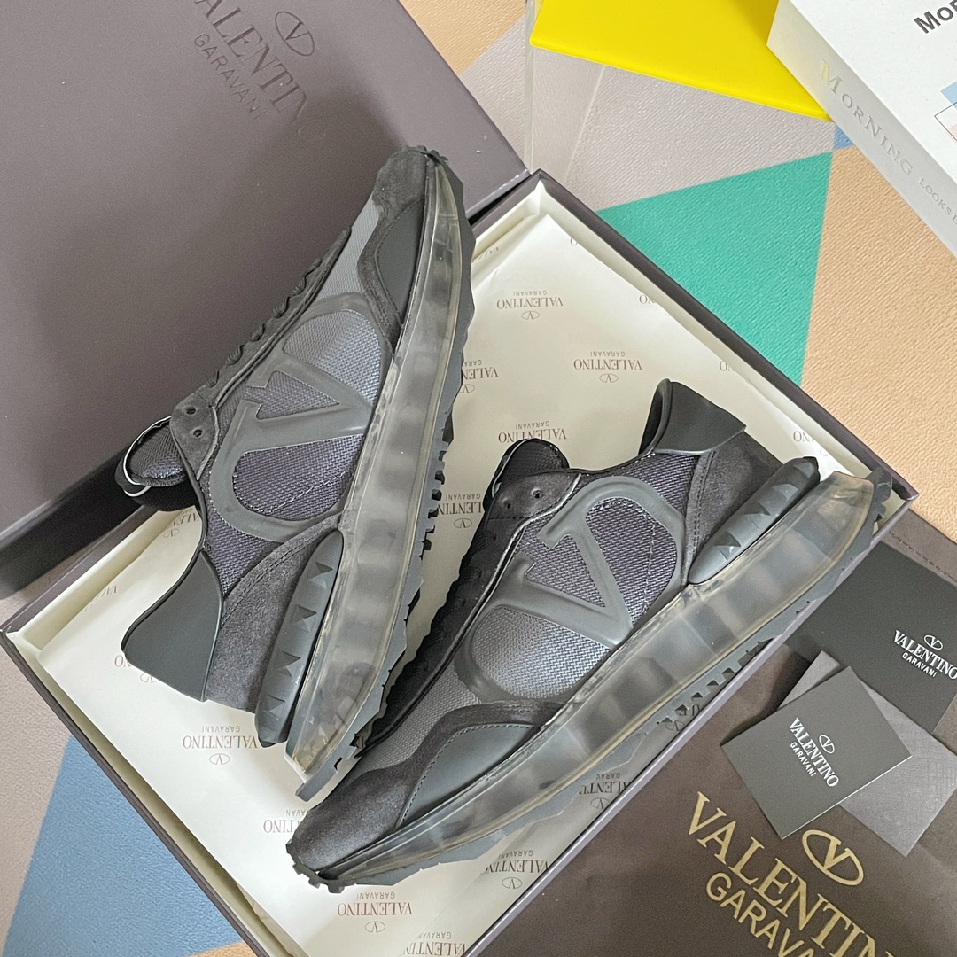 【Valentino】𝟐𝟎𝟐𝟏/𝐒𝐒 𝐧𝐞𝐰  Valentino new NETRUNNER series casual air cushion sports shoes