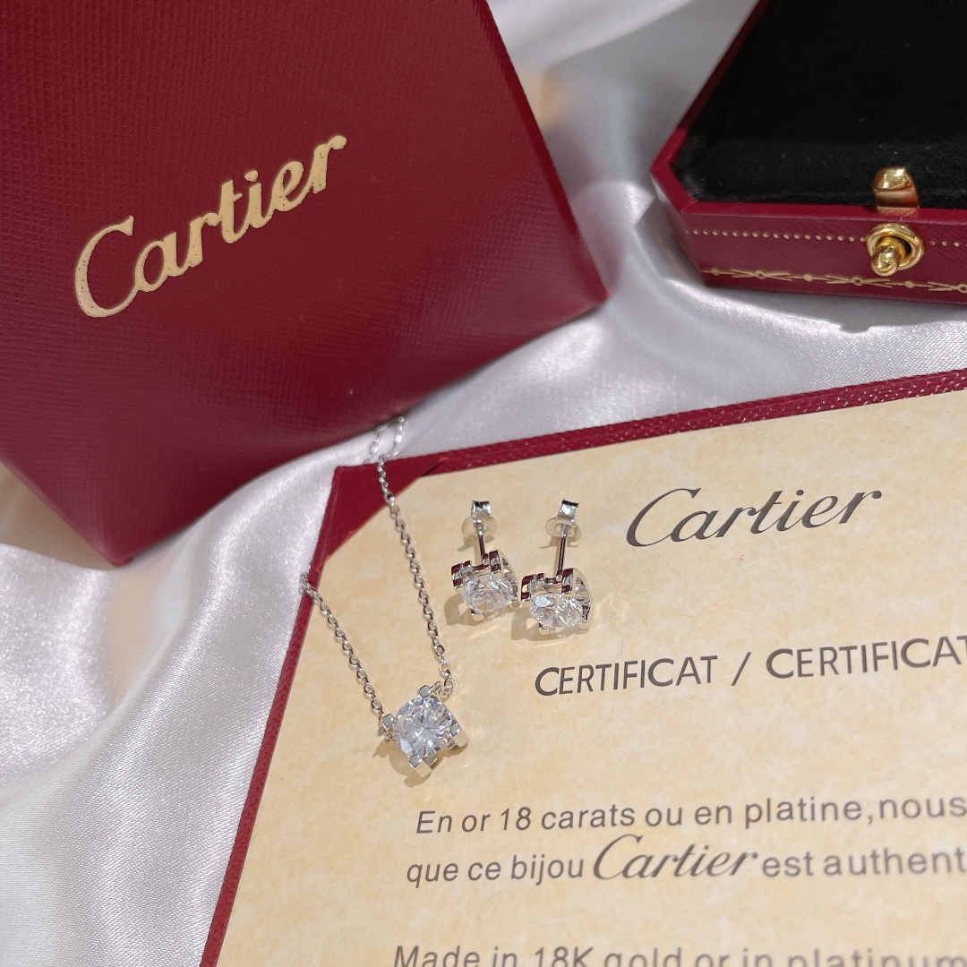 Cartier necklace