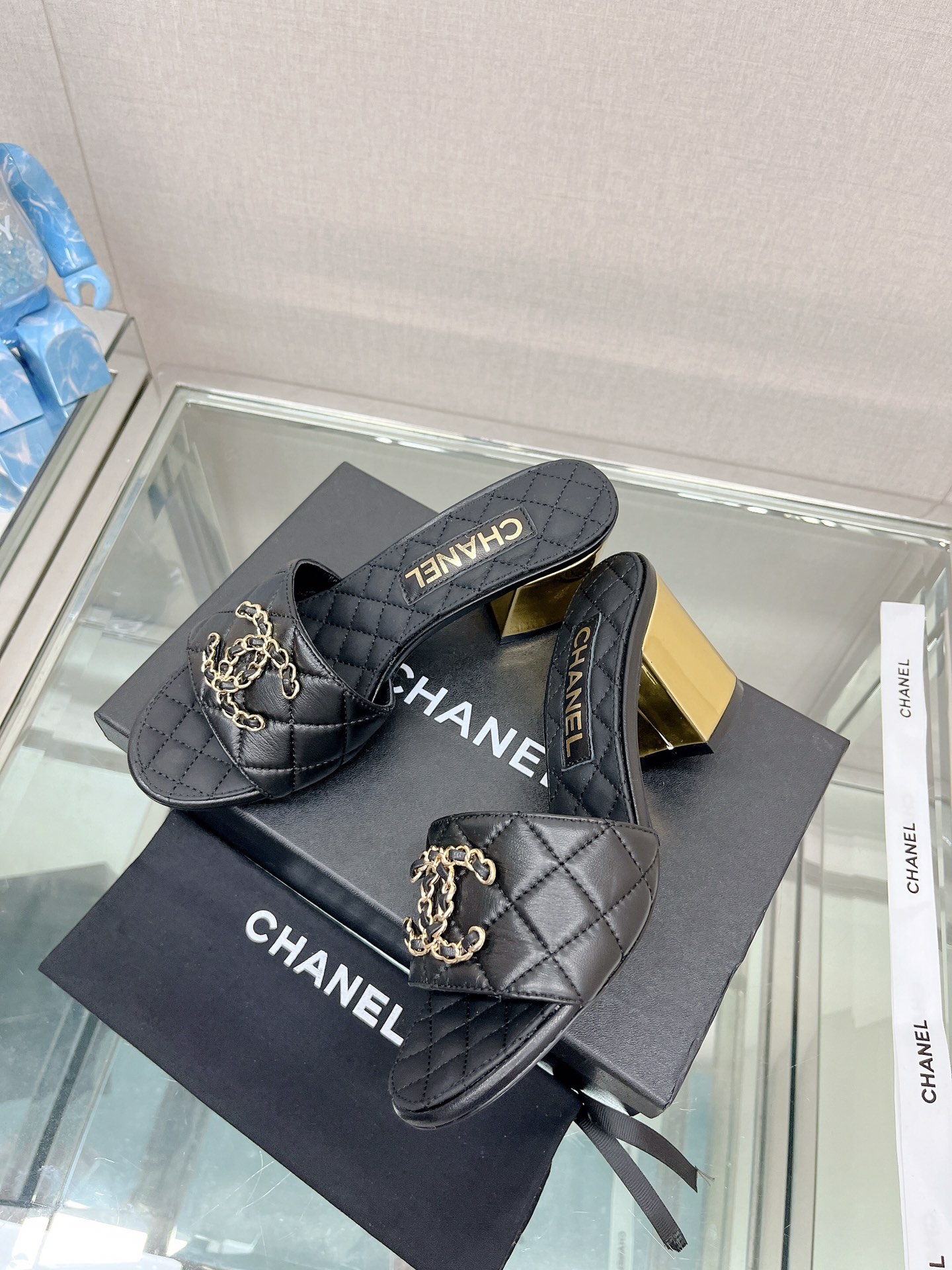 CHANEL 23Ss new diamond check chain double C buckle metal heel slippers sheepskin lining