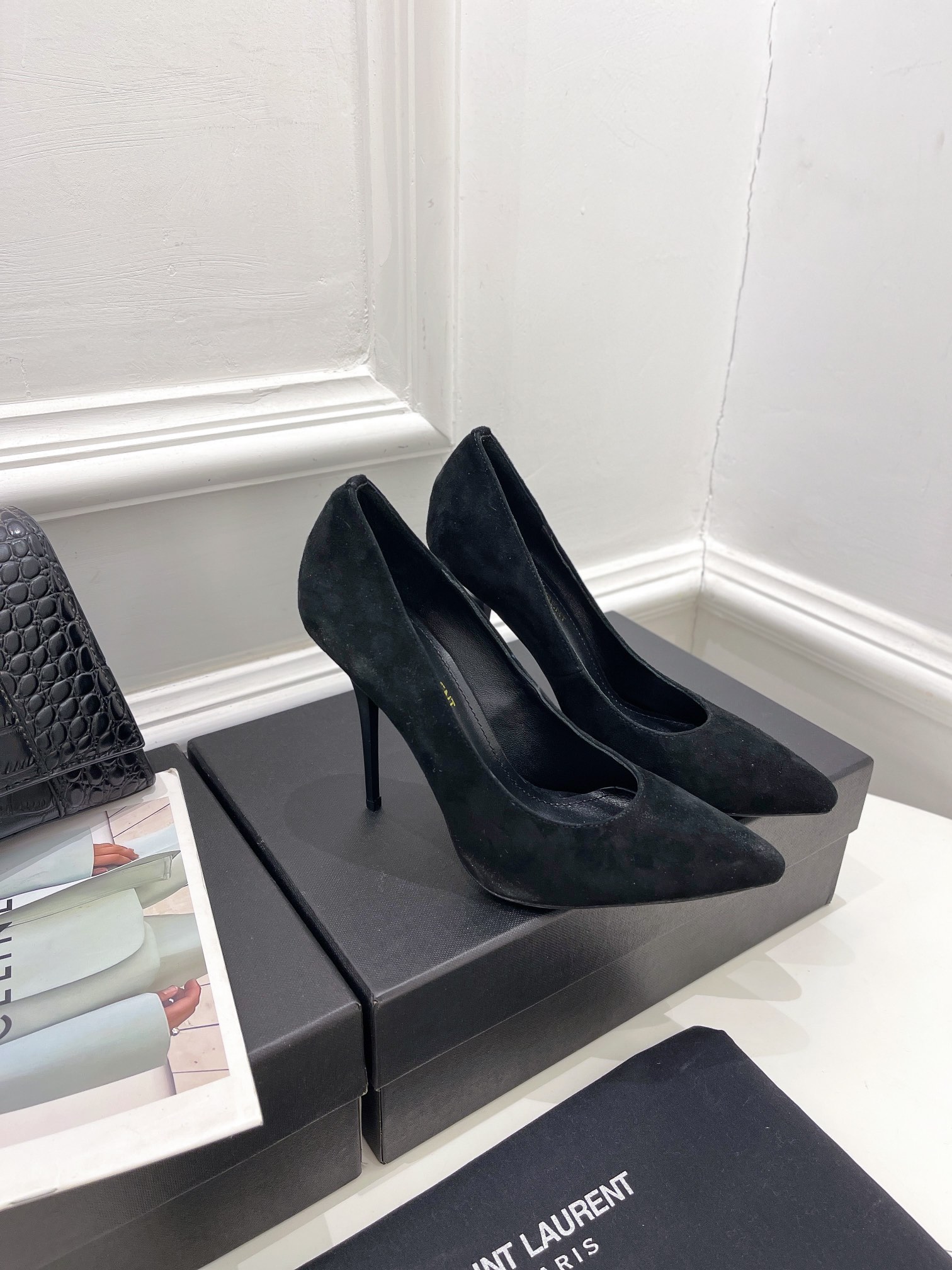 𝙎𝙖𝙞𝙣𝙩 𝙇𝙖𝙪𝙧𝙚𝙣𝙩 | 𝟐𝟎𝟐𝟏/𝐒𝐒 𝐧𝐞𝐰 YSL｜Roland 2022/fw early spring new baked high heels