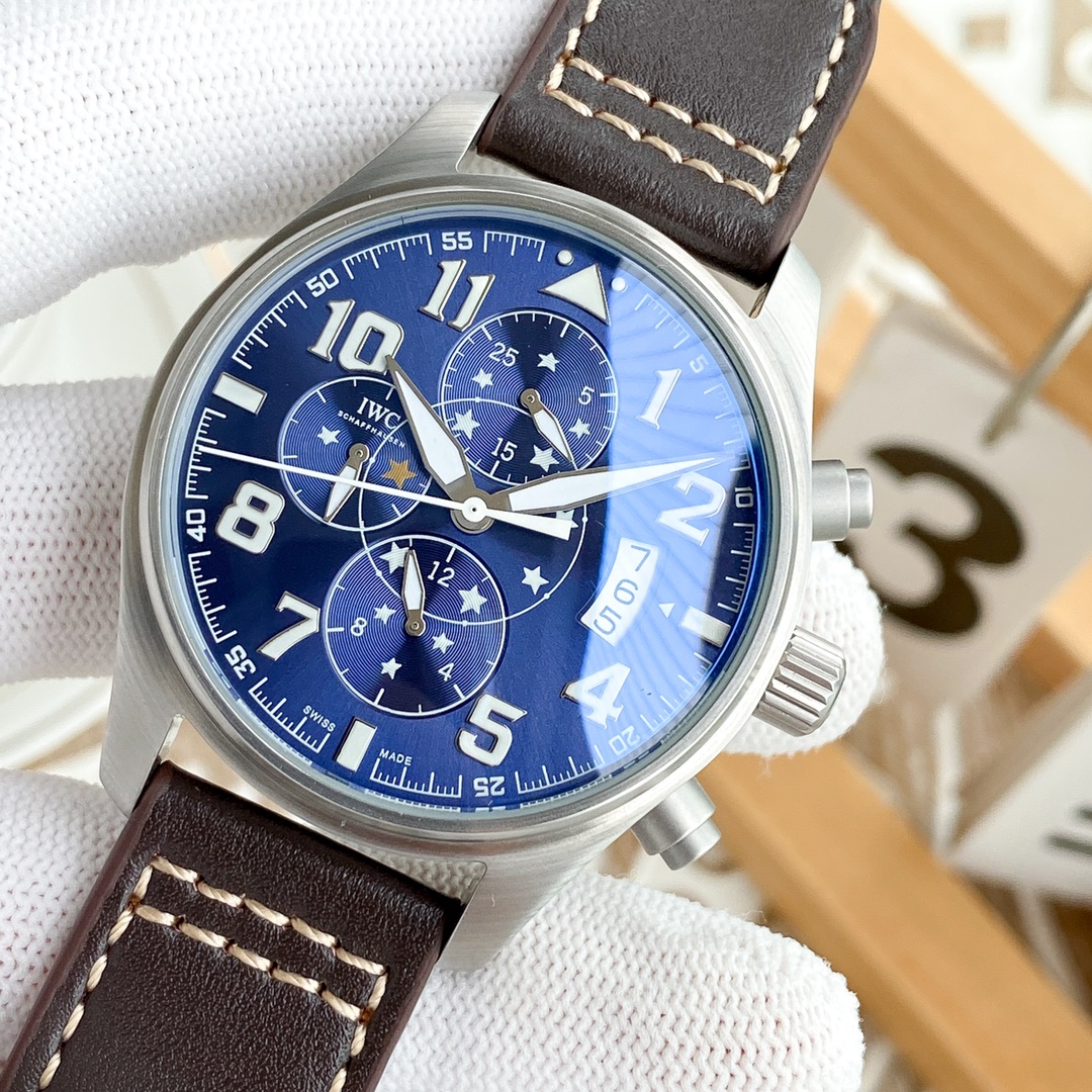 IWC- Fine men's watches Fully automatic mechanical movement, top 316 steel case and strap