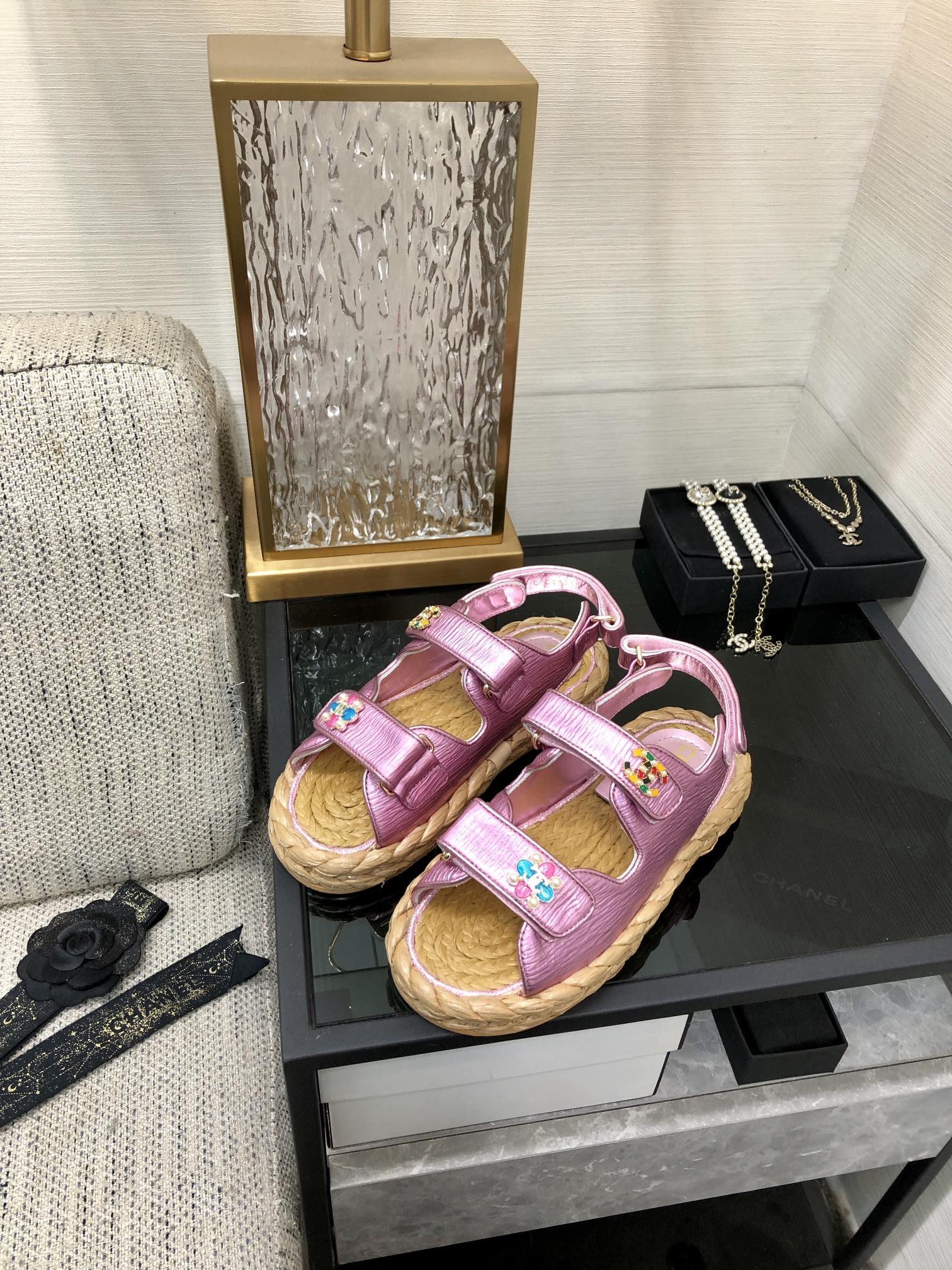 CHANEL 2023 spring and summer latest woven velcro sandals Japan imported woven materials