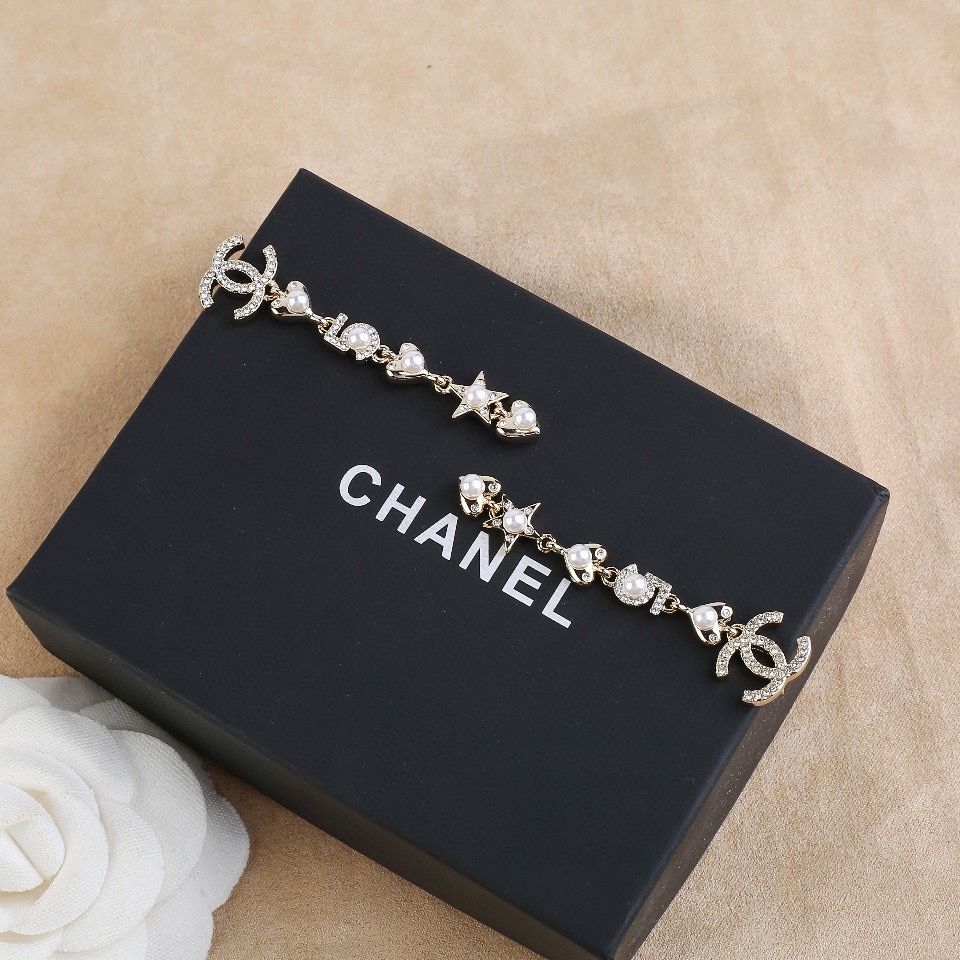 CHANEL🇫🇷 Earrings