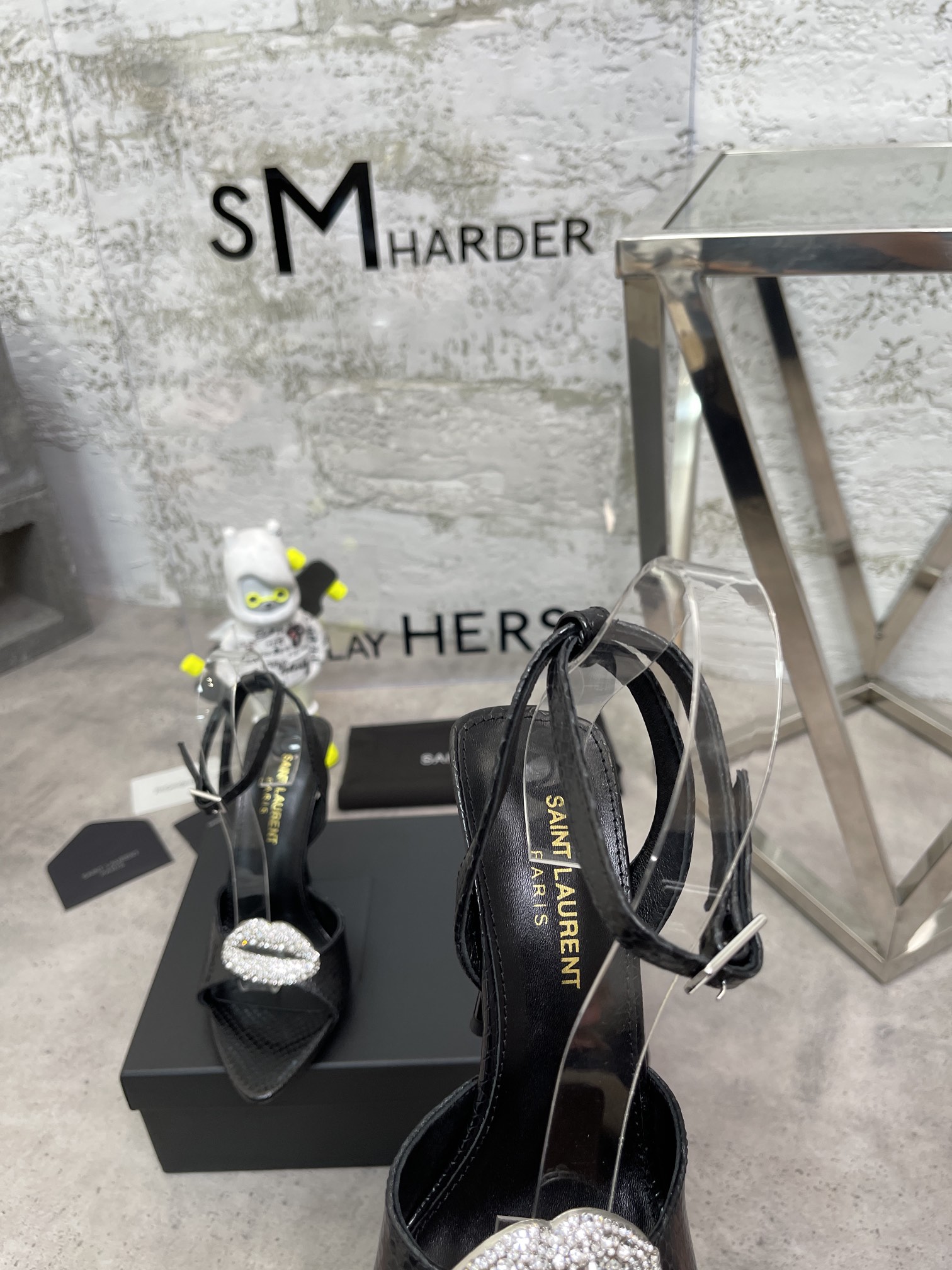 𝙎𝙖𝙞𝙣𝙩 𝙇𝙖𝙪𝙧𝙚𝙣𝙩 | 𝟐𝟎𝟐𝟐/𝐒𝐒 𝐧𝐞𝐰 YSL｜Early spring hot ysl high heel sandals Italian leather sole