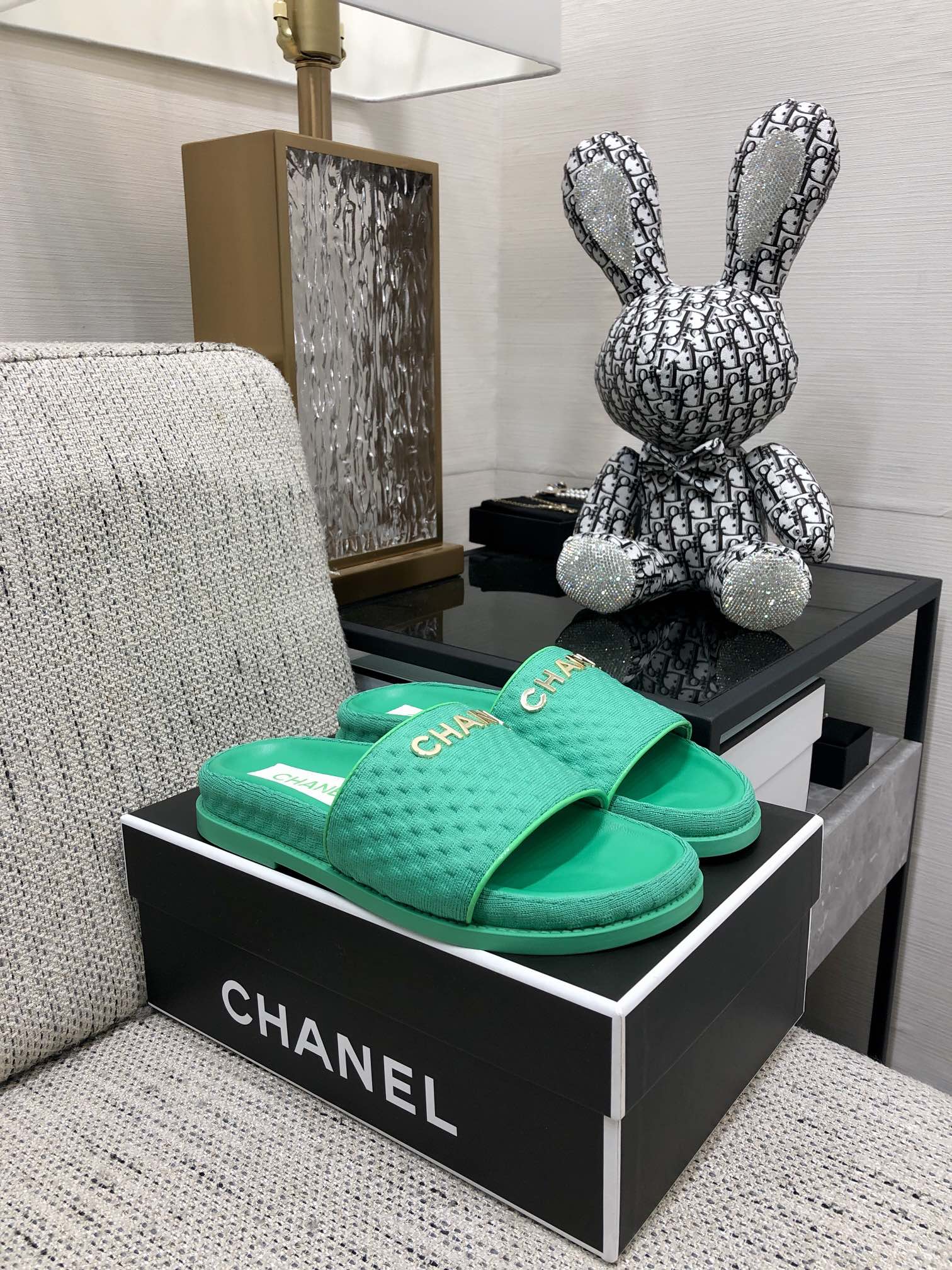 CHANEL 2022 early spring latest honey slippers fashion versatile series imported sheepskin cushioned feet