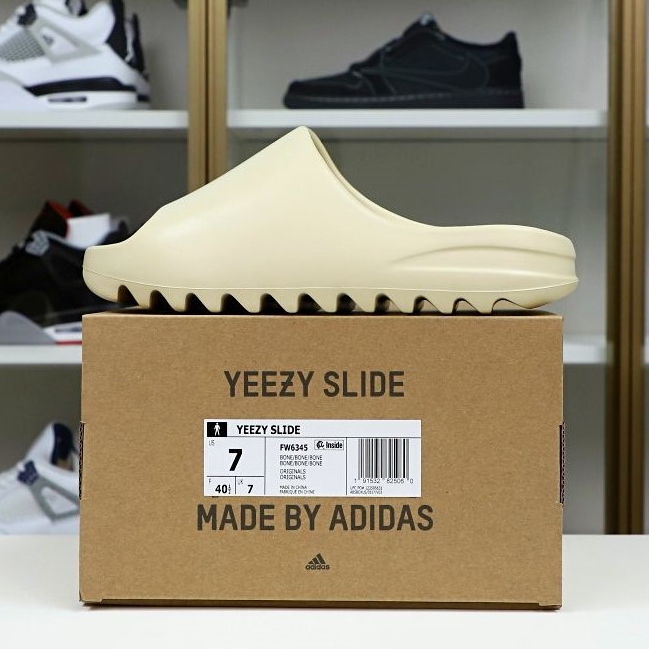 Yeezy Slide bone FW6345