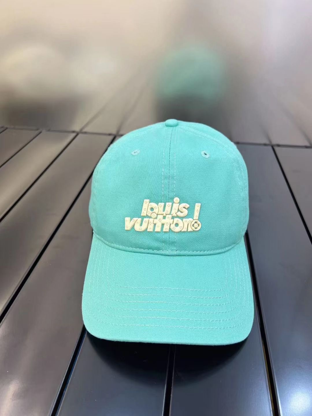 LOUIS VUITTON  baseball cap