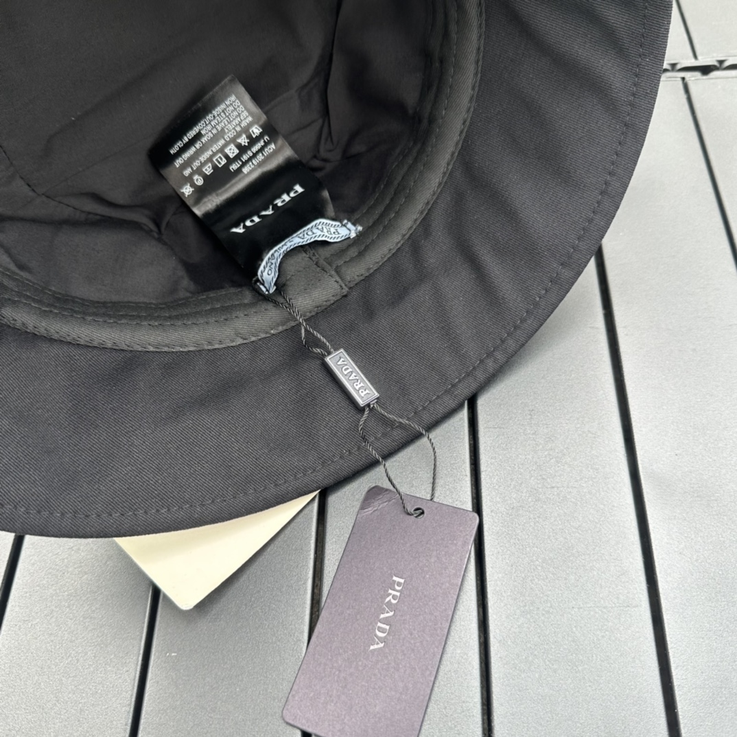 prada classic triangle bucket hat