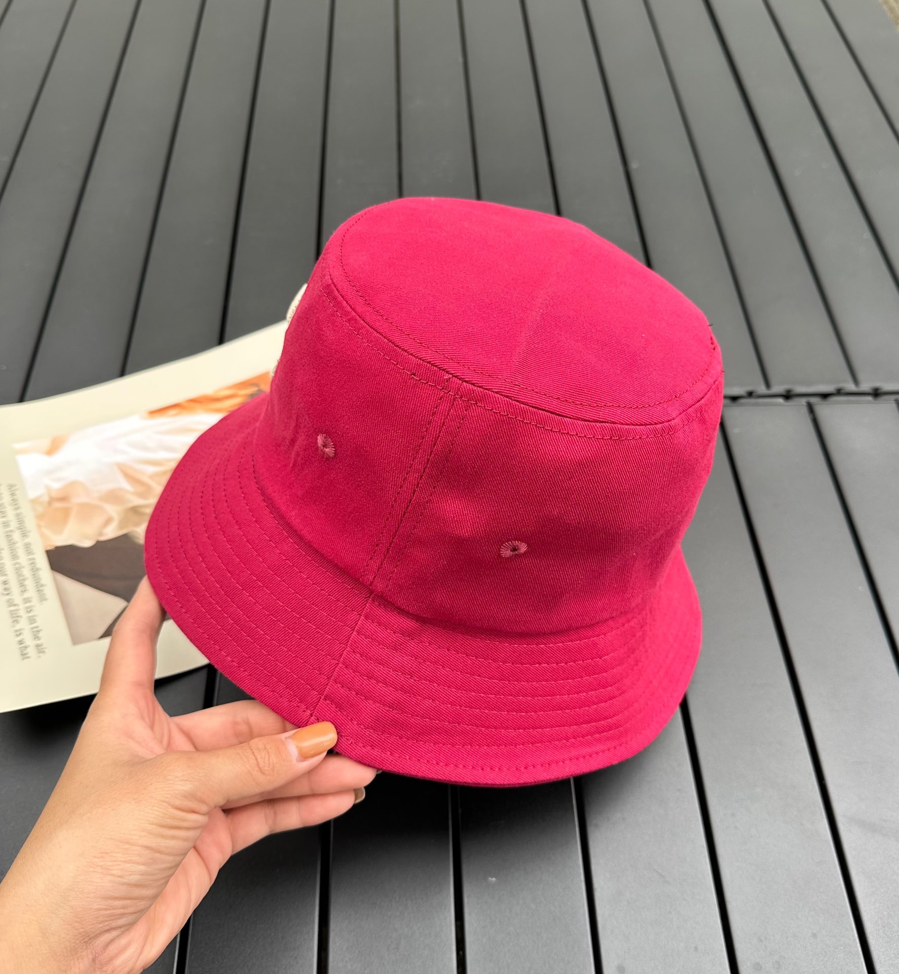 Celine's original single fisherman hat, his sun hat with a large brim