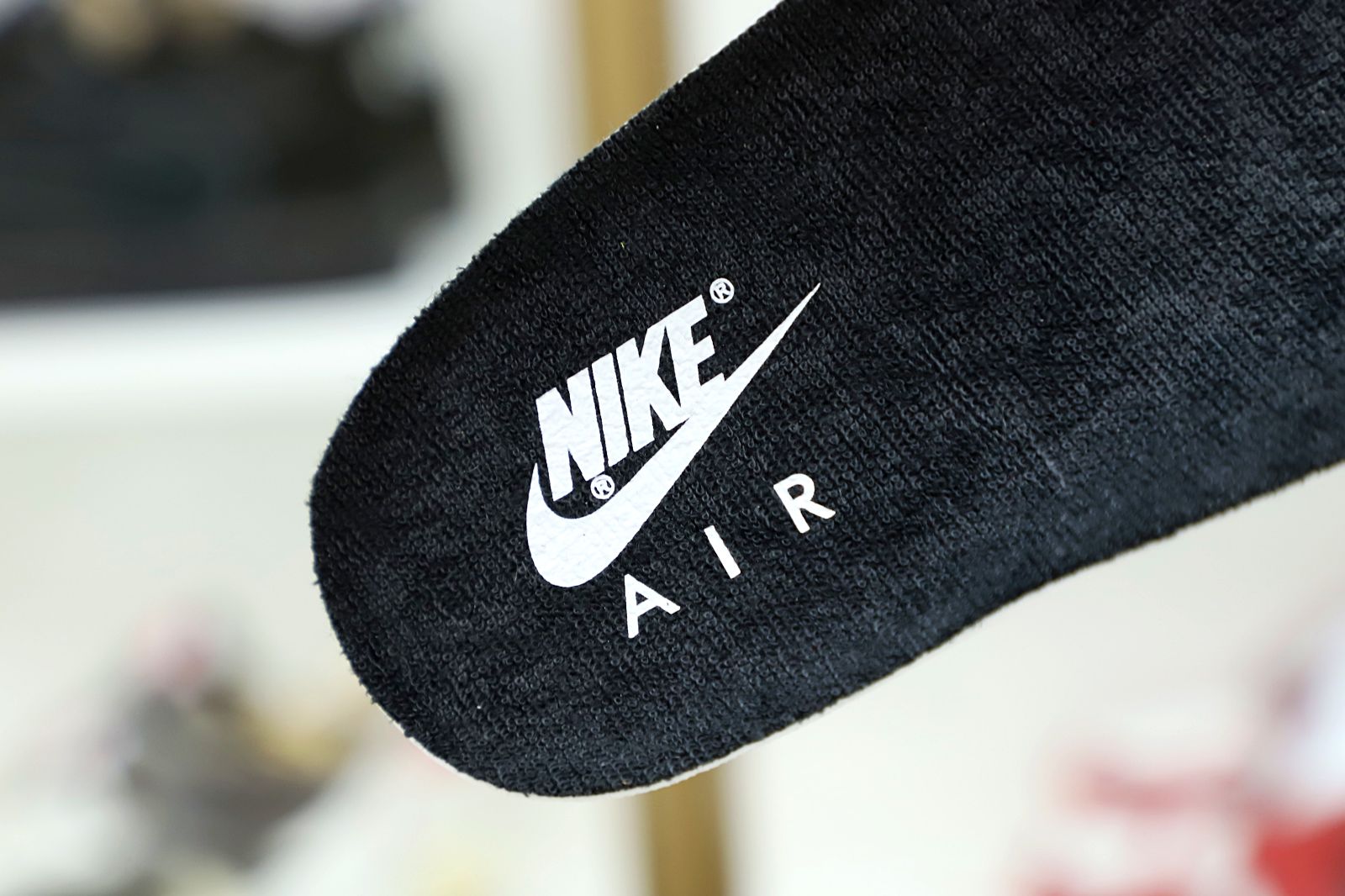 AIR JORDAN 11 RETRO CONCORD 2018