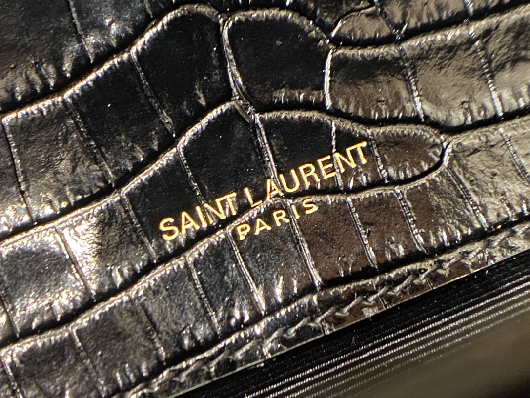 SAINT LAURENT #𝐊𝐚𝐭𝐞 20𝐜𝐦#474366 Original crocodile leather