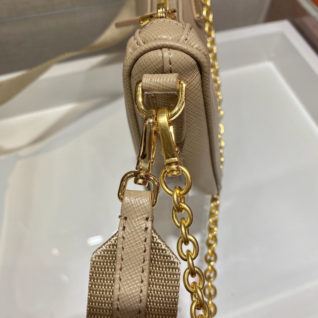 𝐏𝐑𝐀𝐃𝐀 mini 3 in 1 1BH174