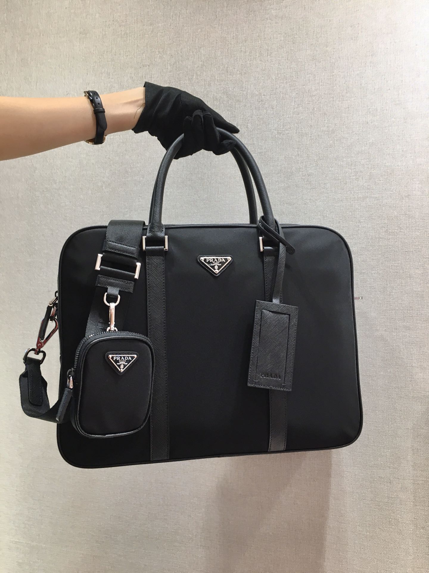 𝐏𝐑𝐀𝐃𝐀 2VE871 Briefcase