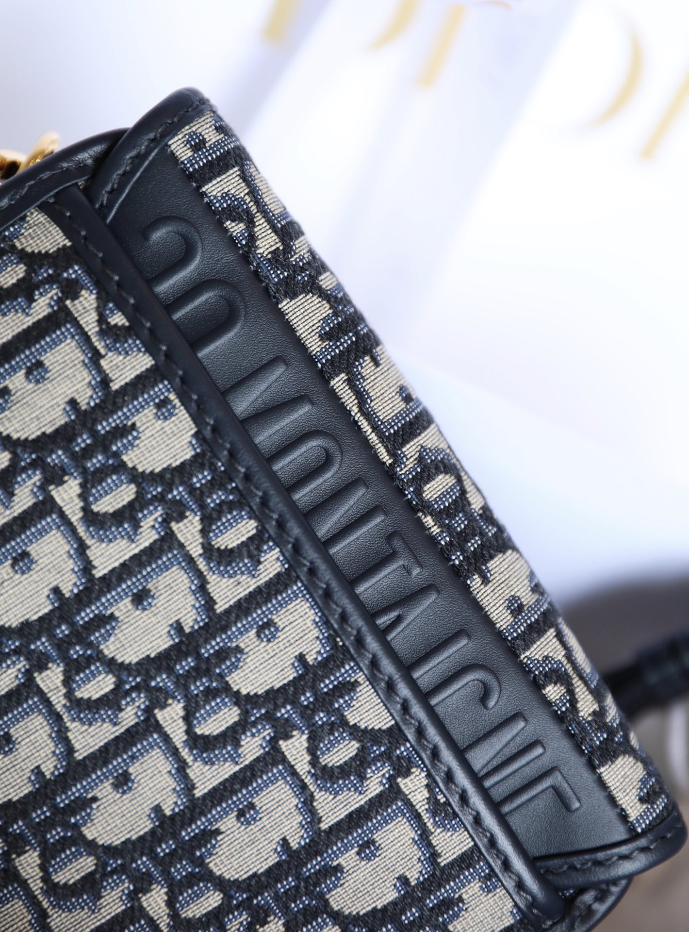 𝙙𝙞𝙤𝙧𝙗𝙤𝙗𝙗𝙗𝙮𝟐 𝟎𝟐𝟎 New on sale (𝓶𝓲𝓷𝓲) Small 𝔻-𝟘𝟟𝟙