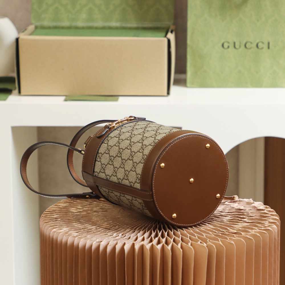 GUCCI 𝟭 𝟵 𝟱 𝟱 Horsebit buckle series bucket bag #637115