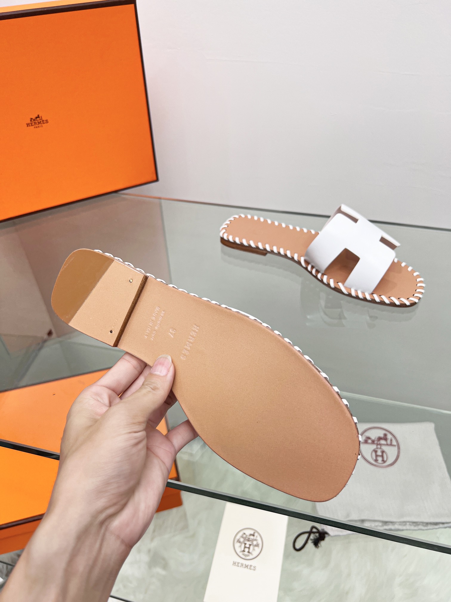 Hermes early spring new slippers