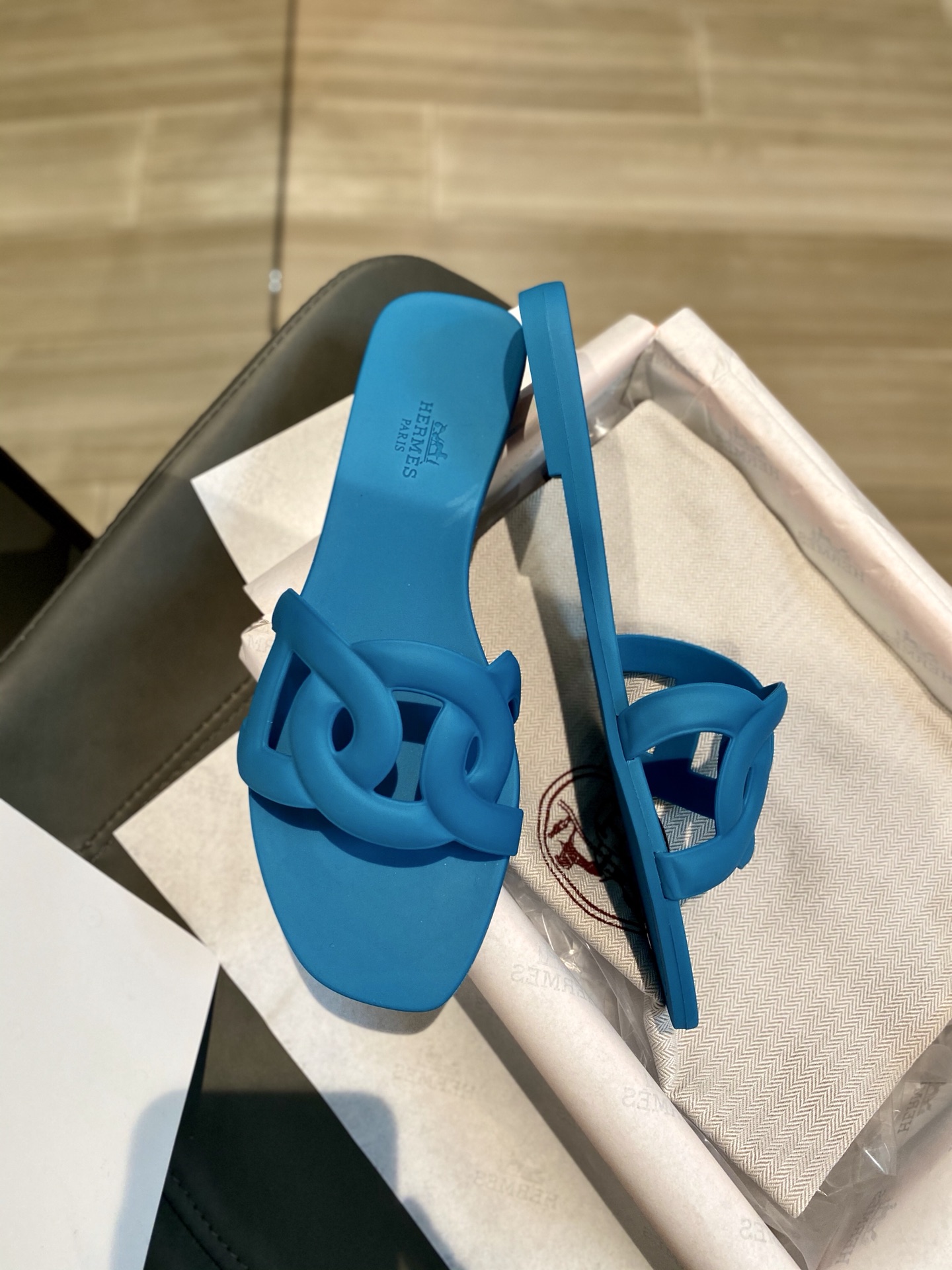 Hermes Pig Nose Classic Slippers