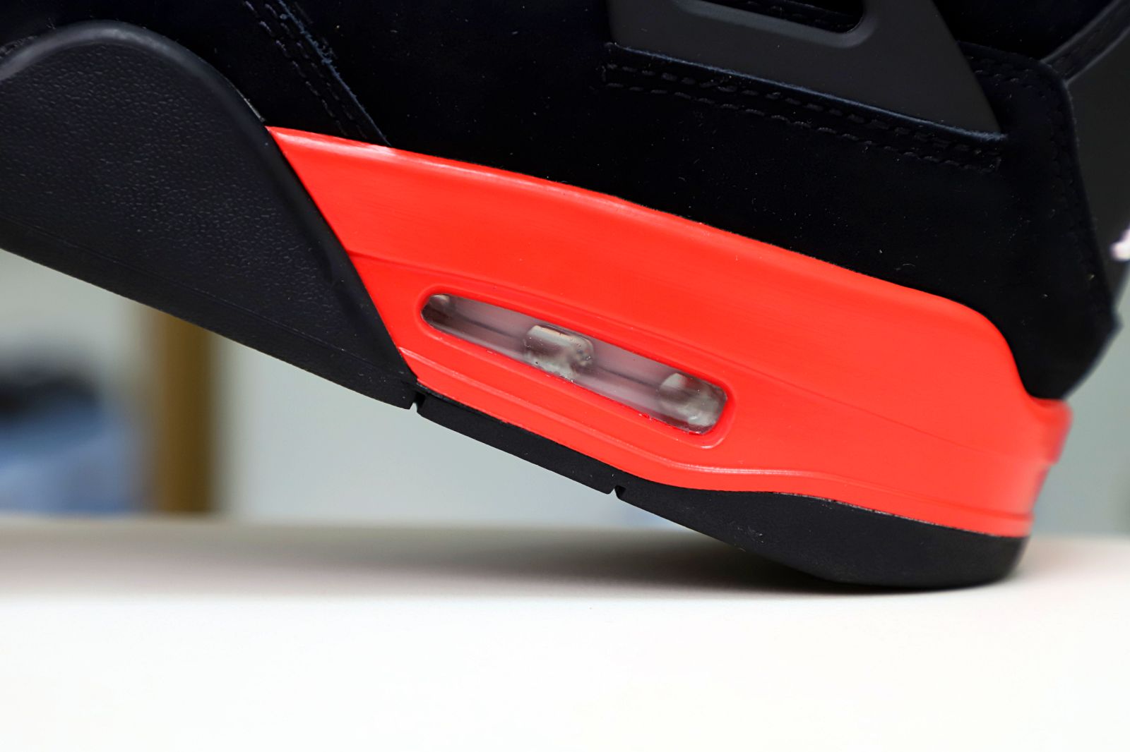 AIR JORDAN 4 RETRO RED THUNDER