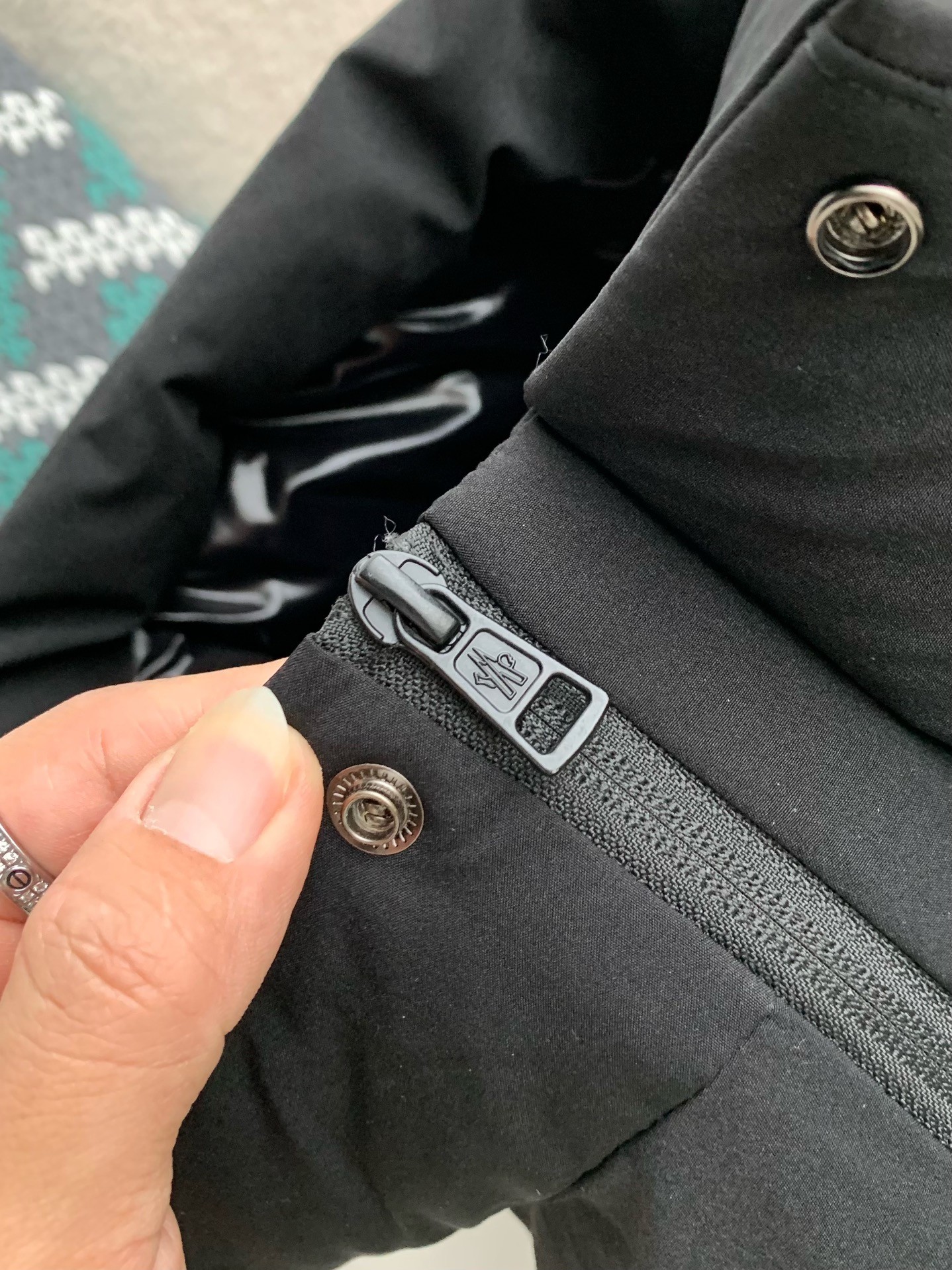 Moncler Montbeliard down jacket