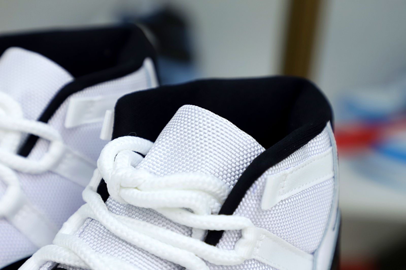 AIR JORDAN 11 RETRO CONCORD 2018