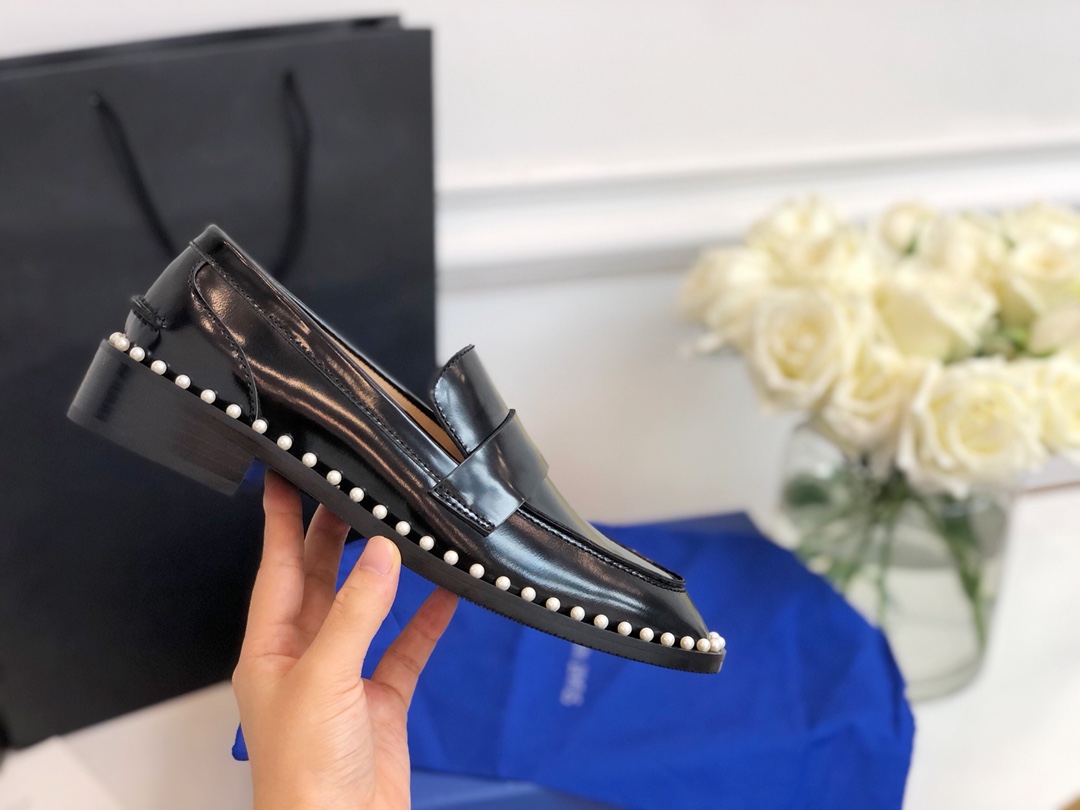 STUART WEITZMAN w Super good wearable Louboutins 〰️ million years classic small leather shoes