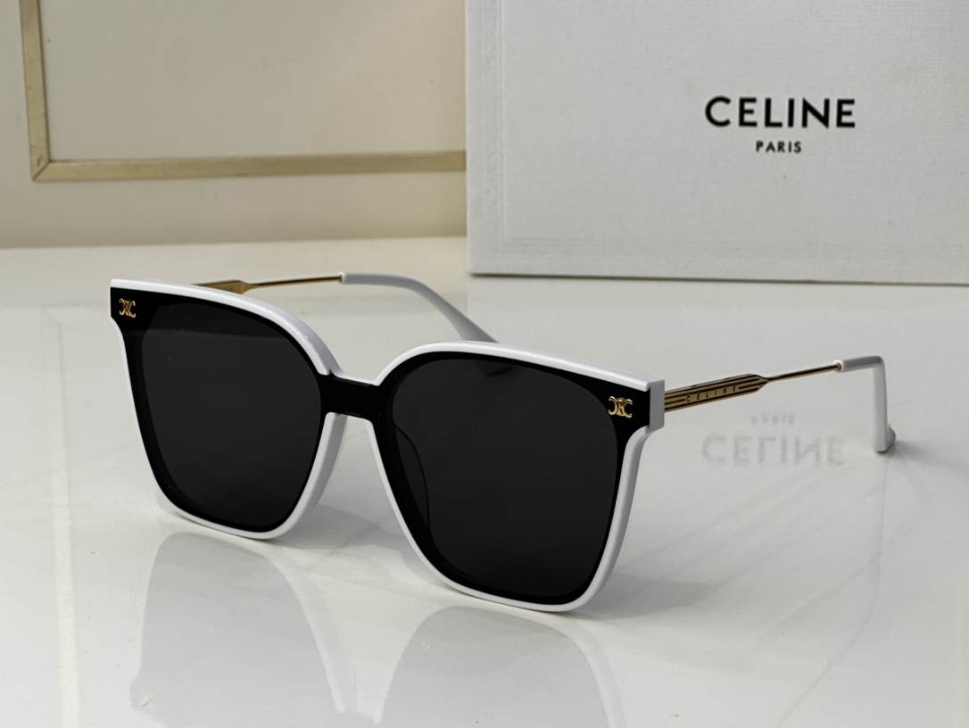 celine  CL4S558F