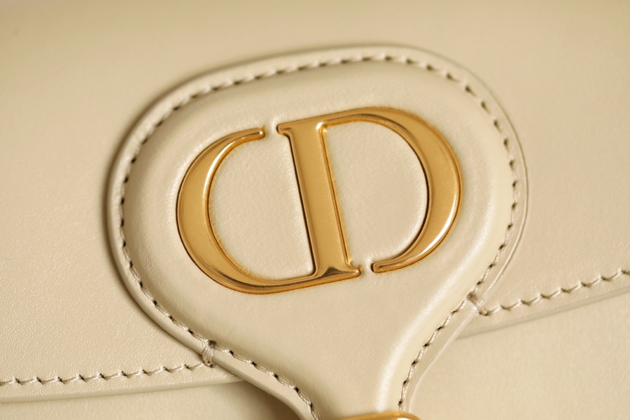 DIOR BOBBY East-West in Apricot