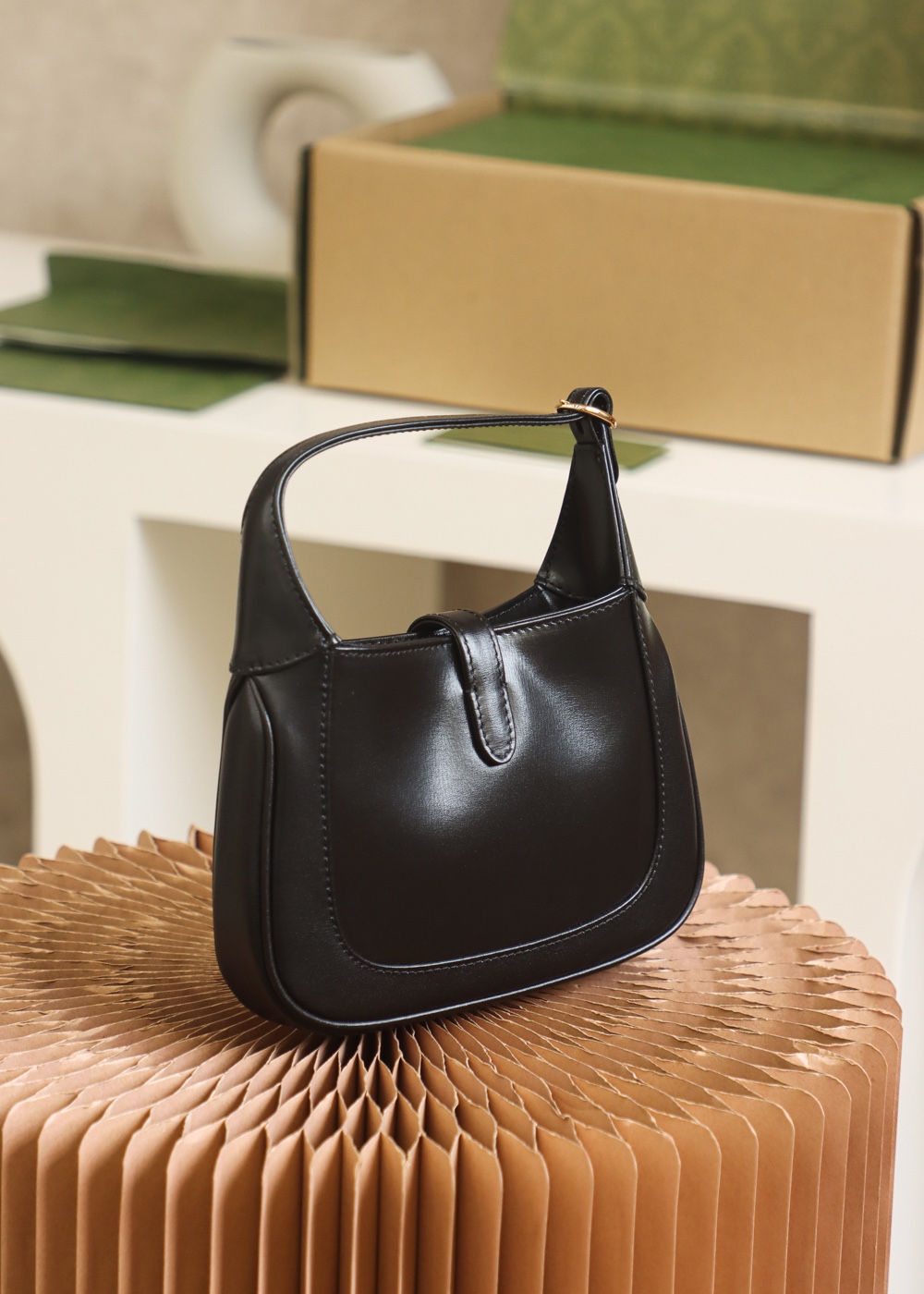 GUCCI  𝐉𝐚𝐜𝐤𝐢𝐞 𝐌𝐢𝐧𝐢 𝟭𝟵𝟲𝟭 #637091