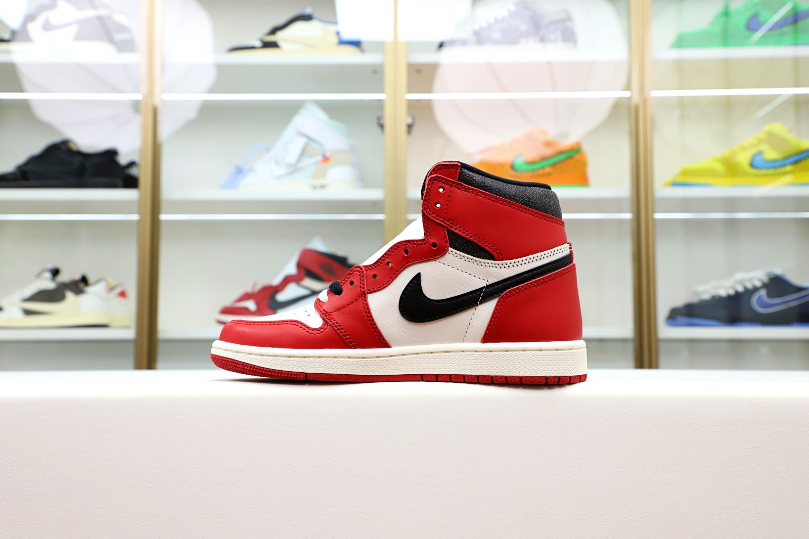 AIR JORDAN 1 REIMAGINED LOST AND FOUND CHICAGO 2022