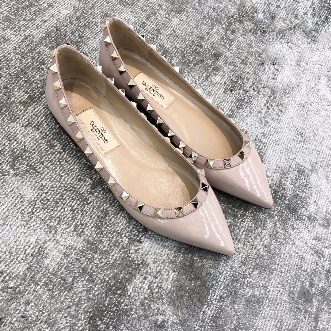 Valentino VT Collection Flats Patent Leather Nude Pink