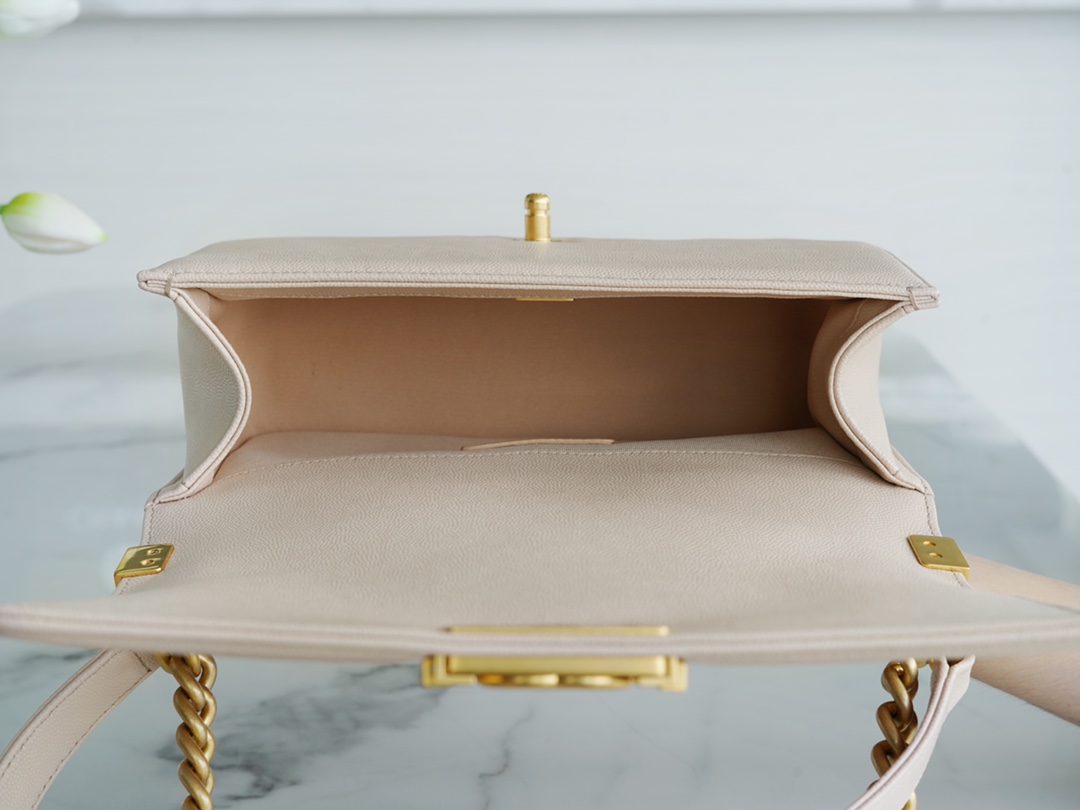 𝗖𝗵𝗮𝗻𝗲𝗹 𝗟𝗲𝗯𝗼𝘆 Imported custom caviar calfskin:Medium Light apricot
