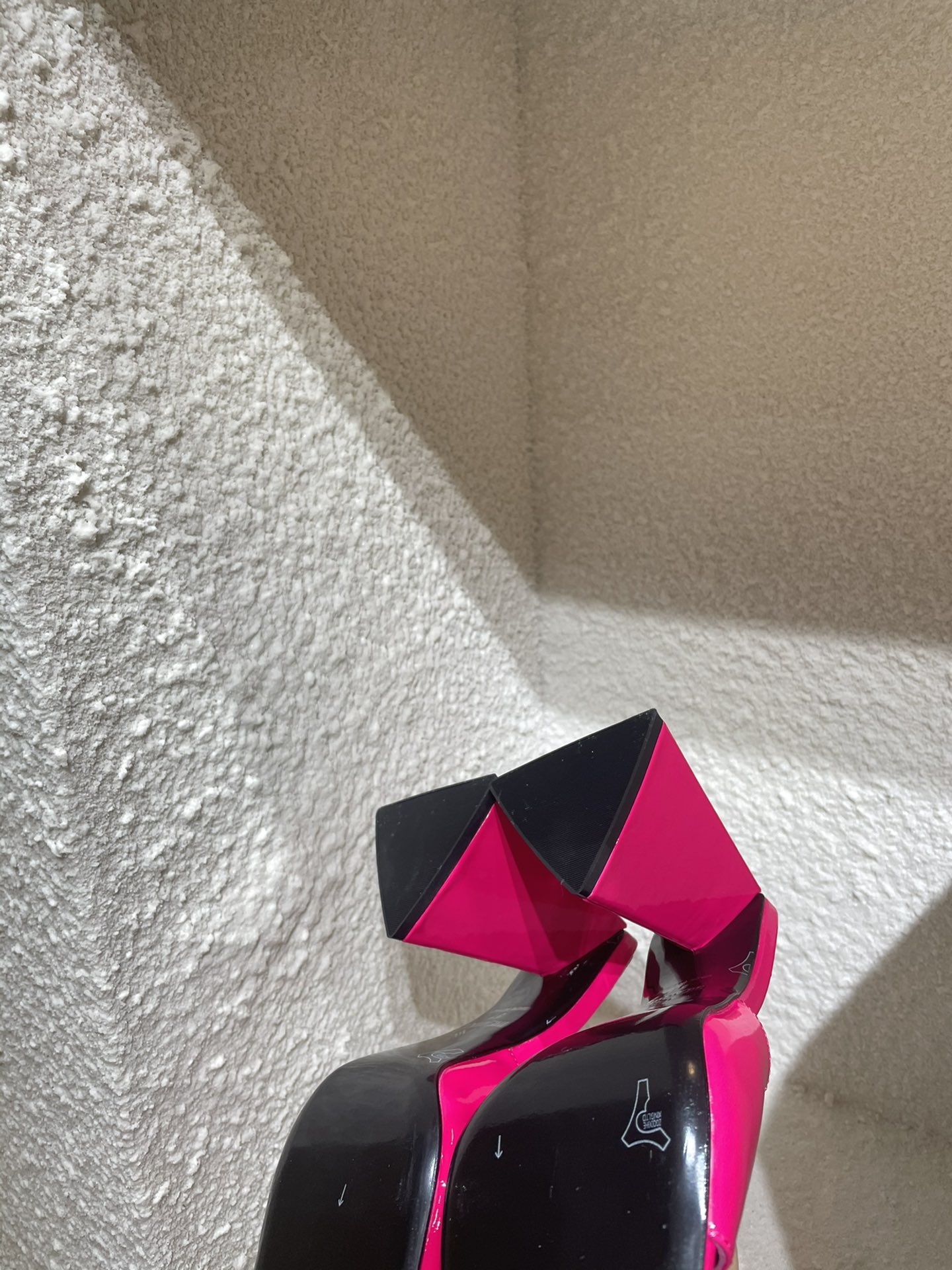 THE ATTICO | 𝟐𝟎𝟐𝟏/𝐒𝐒 𝐧𝐞𝐰 The attico triangle heel sandals lined with sheepskin leather genuine leather outsole