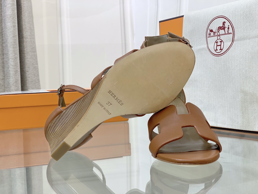 Hermes Santorini sandals