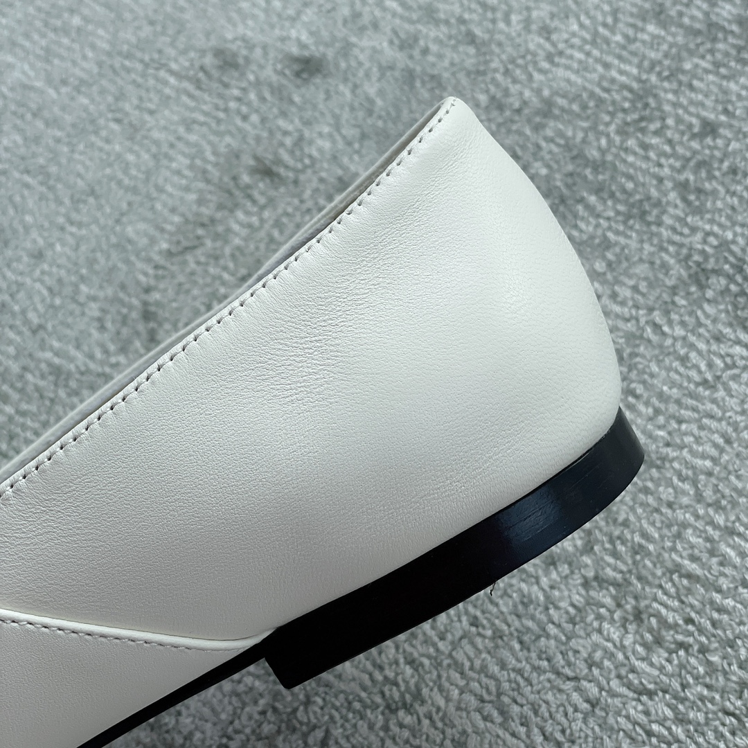 CHANEL single strap Mary Jane uppers imported mixed sheepskin grain sheepskin leather leather outsole