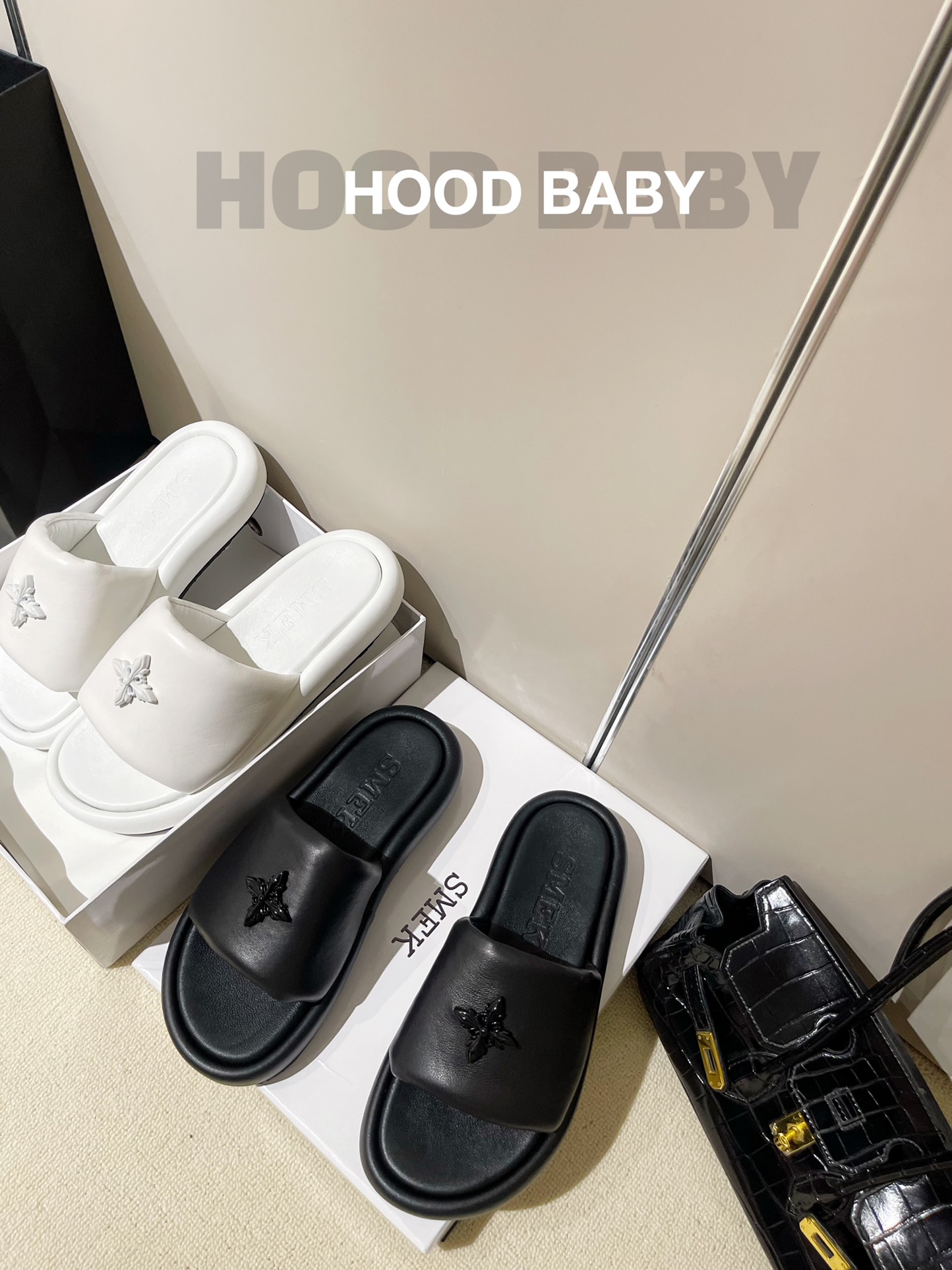 𝐒𝐌𝐅𝐊 ｜𝟐𝟎𝟐𝟐/𝐒𝐒𝐒 𝐧𝐞𝐰 SMFK new cross series thick-soled bread slippers