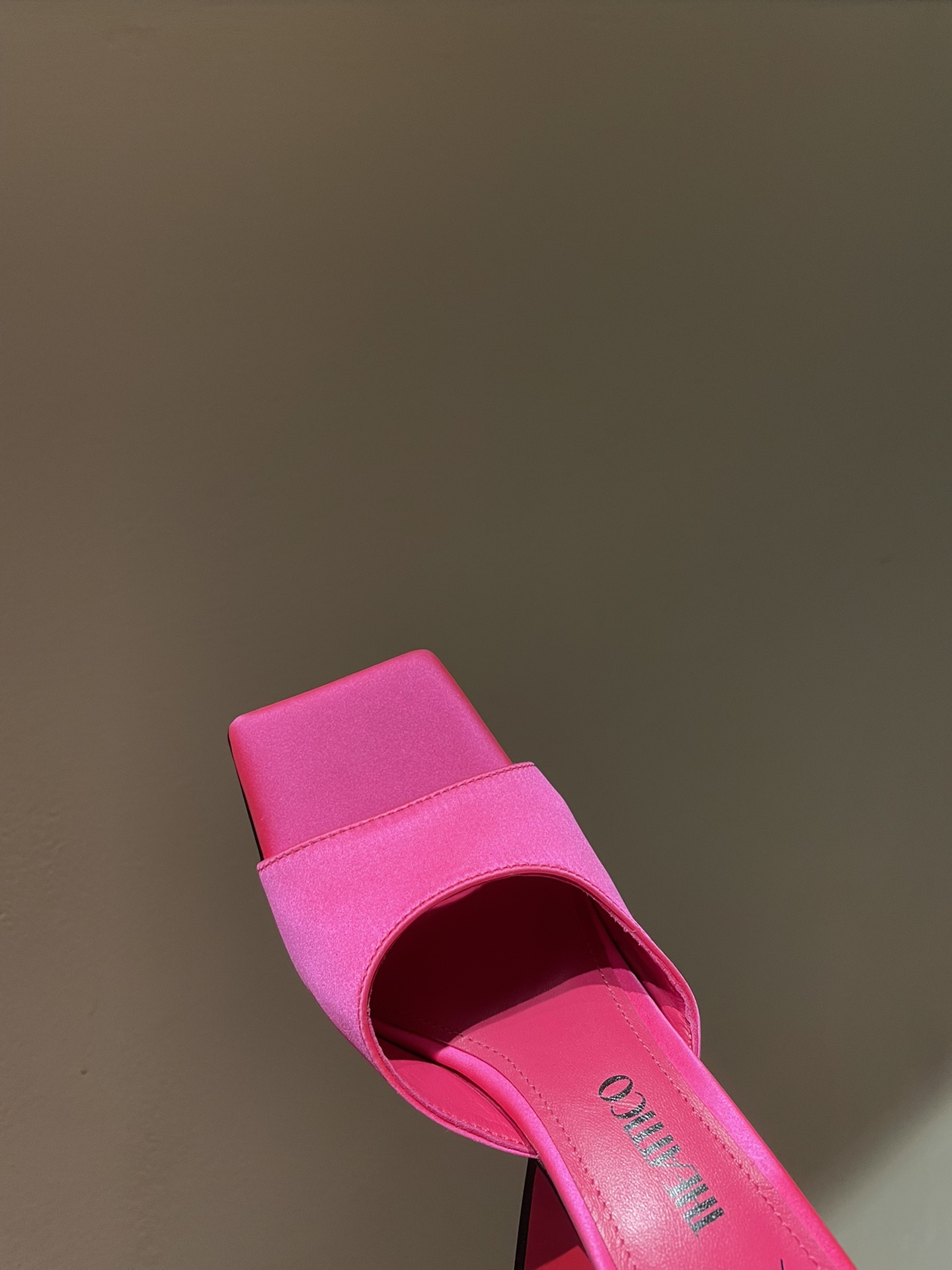 TheAttico | 𝟐𝟎𝟐𝟐𝟐/𝐒𝐒 𝐧𝐞𝐰 Spring/Summer 2021 collection The Attico personality triangle heel high heel sandals