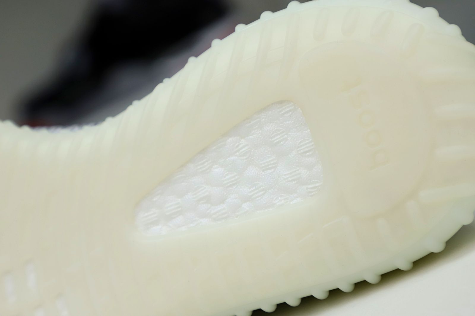 YEEZY BOOST 350 V2 STATIC NON-