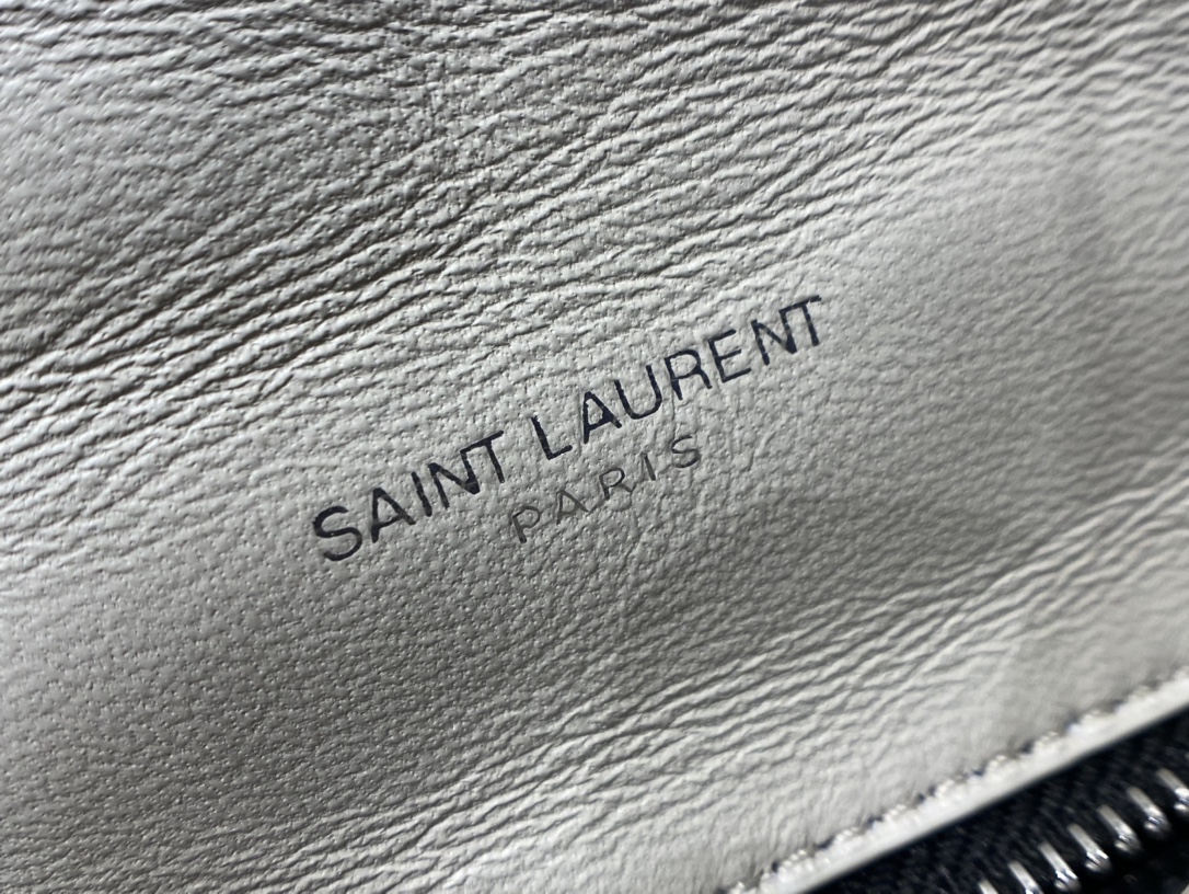 SAINT LAURENT #𝙇𝙤𝙪𝙇𝙤𝙪 𝙥𝙪𝙛𝙛𝙚𝙧LOULOU PUFFER Mini Quilted Lambskin Bag #620333Original Leather