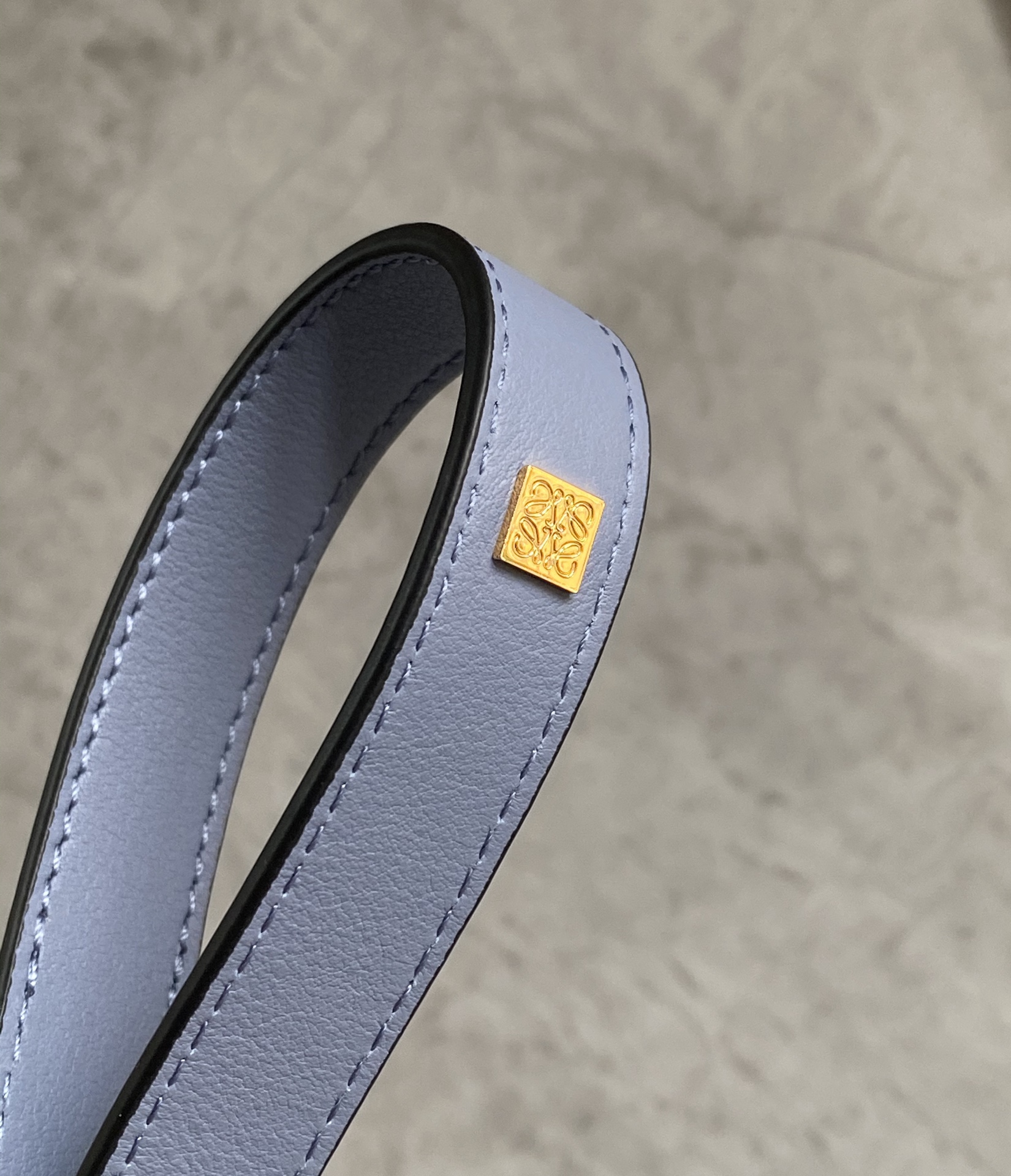 𝐋𝐎𝐄𝐖𝐄  mini hammock bag