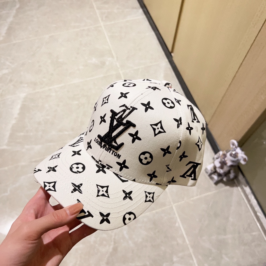 Louis Vuitton baseball cap
